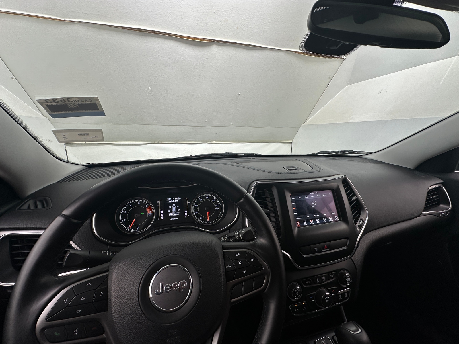 Thumbnail: 2019 Jeep Cherokee - 3
