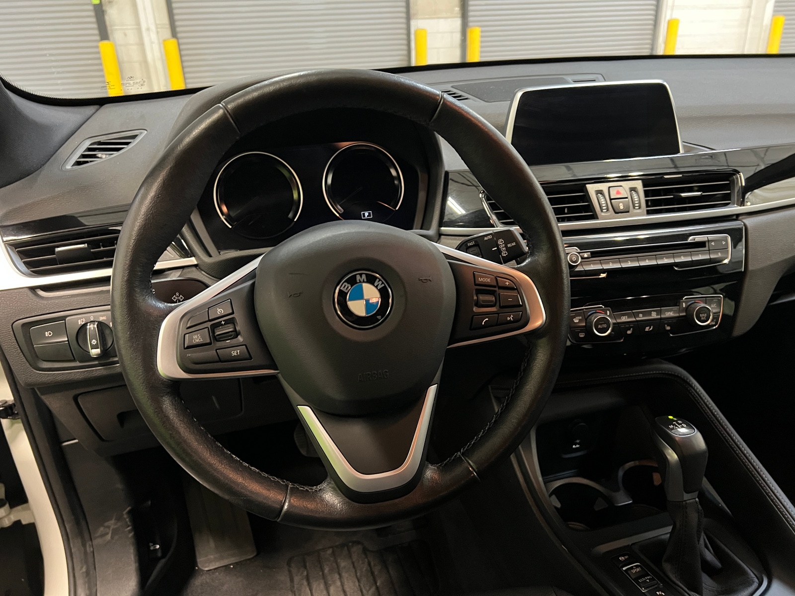 Thumbnail: 2019 BMW X1 - 4