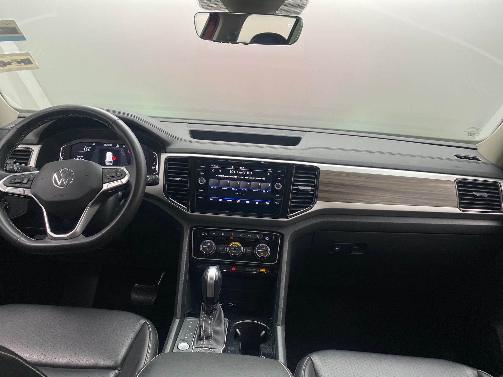 Thumbnail: 2022 Volkswagen Atlas - 2
