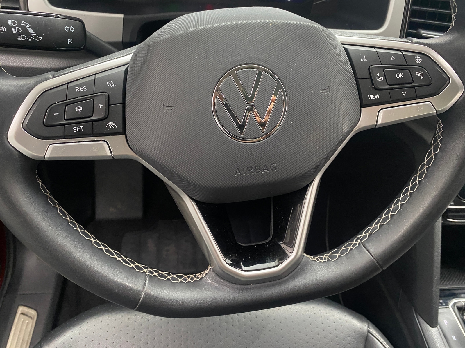 Thumbnail: 2022 Volkswagen Atlas - 4