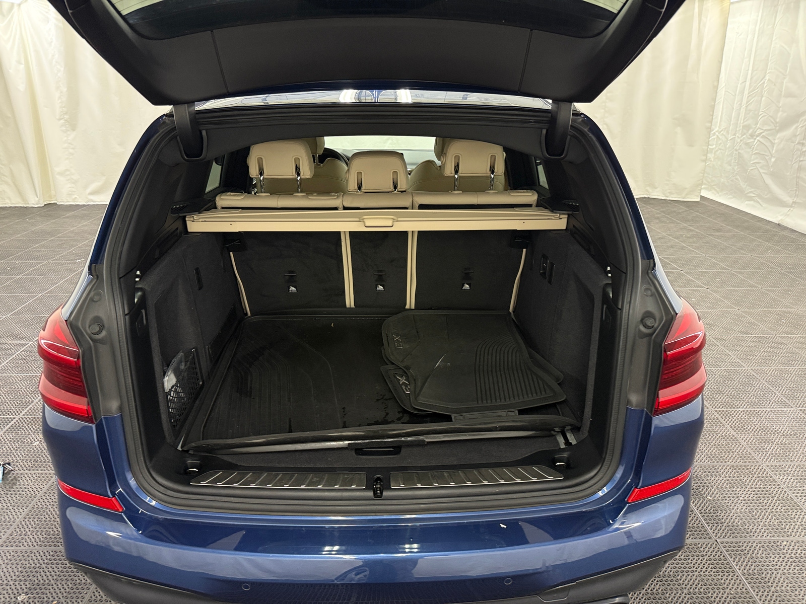 Thumbnail: 2019 BMW X3 - 6