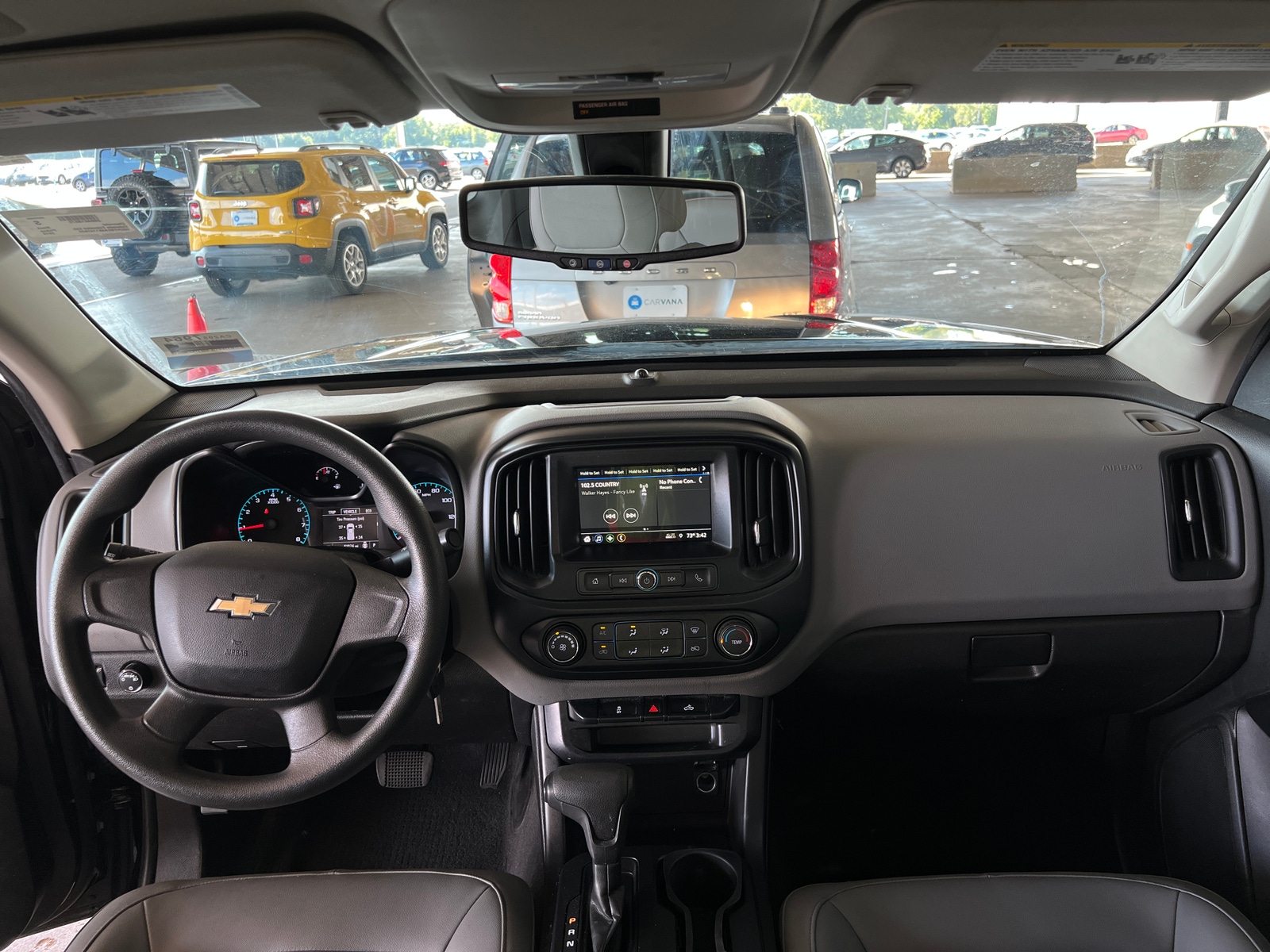 Thumbnail: 2019 Chevrolet Colorado - 3