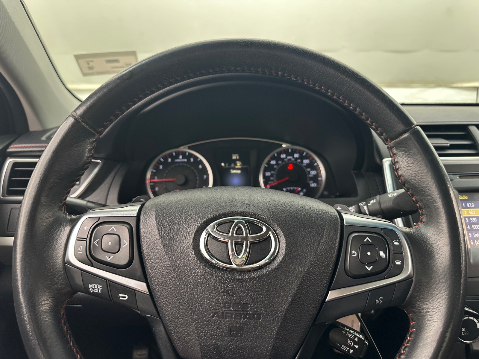 Thumbnail: 2016 Toyota Camry - 5