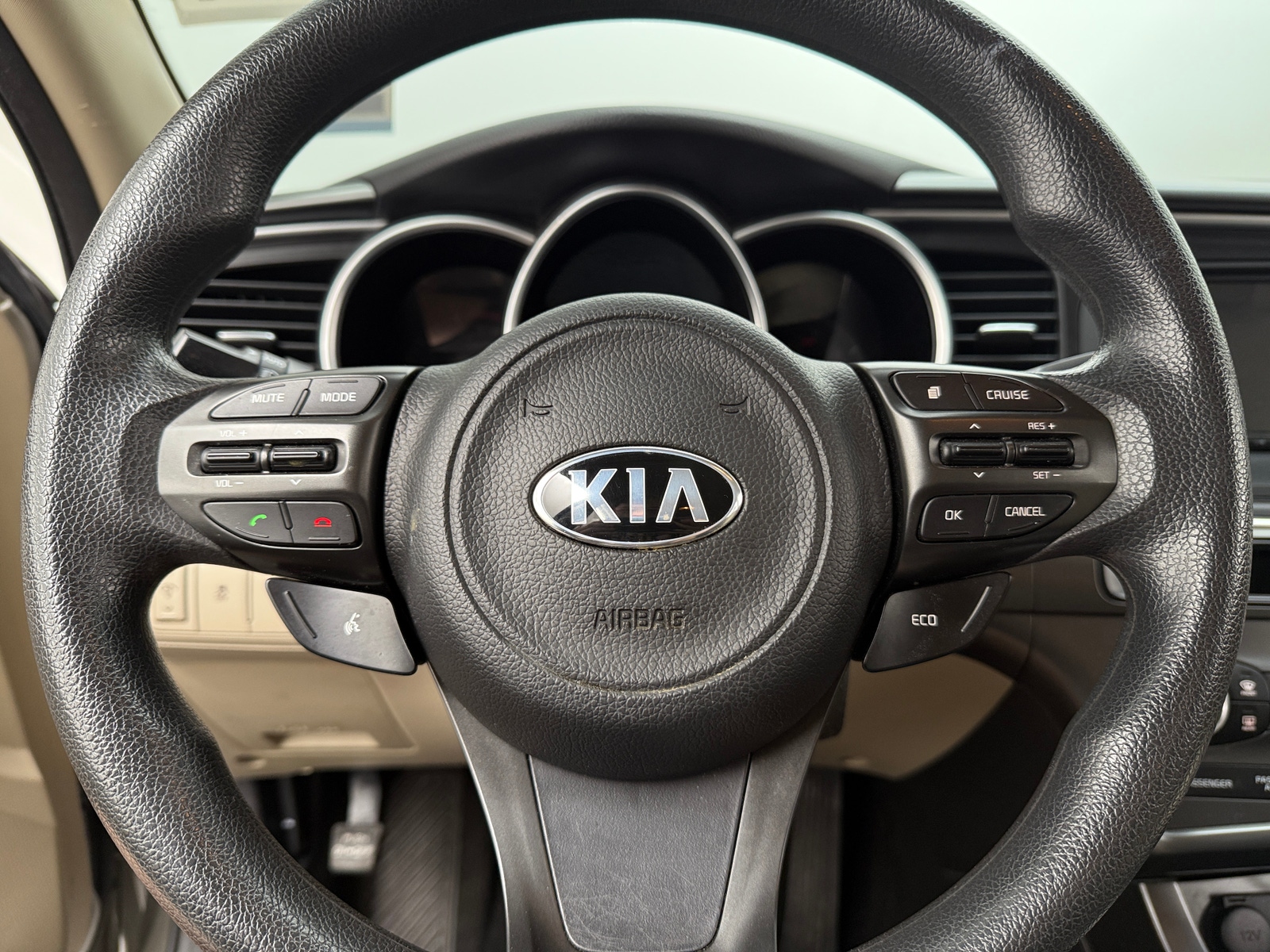 Thumbnail: 2015 Kia Optima - 5