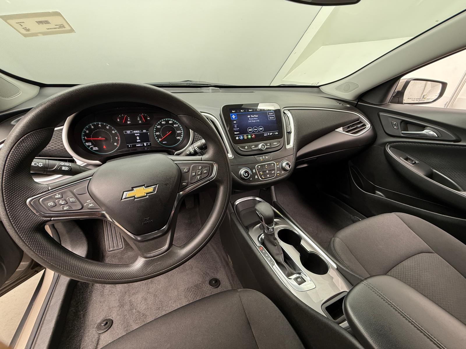 Thumbnail: 2024 Chevrolet Malibu - 3