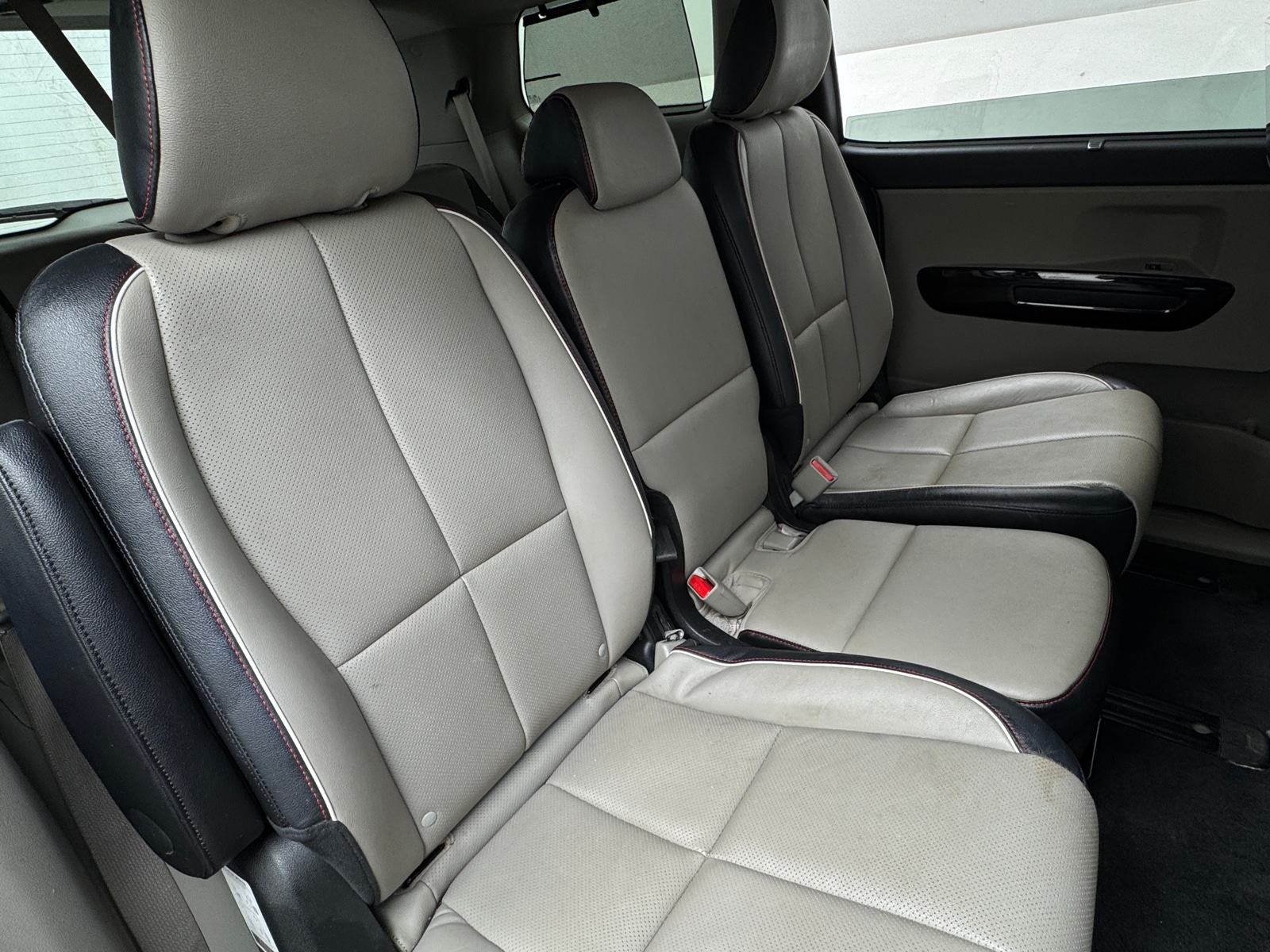 Thumbnail: 2019 Kia Sedona - 5