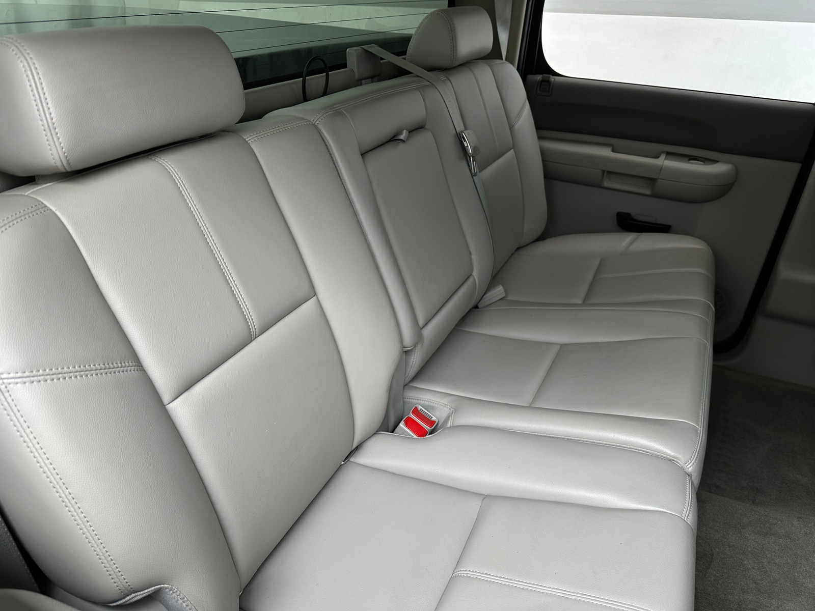 Thumbnail: 2011 GMC Sierra 1500 - 4