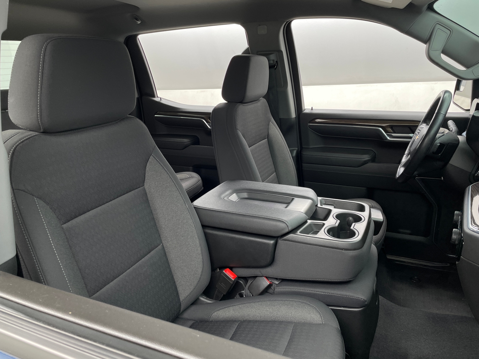 Thumbnail: 2022 Chevrolet Silverado 1500 - 2
