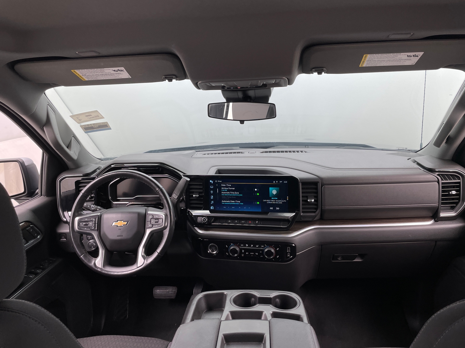 Thumbnail: 2022 Chevrolet Silverado 1500 - 3