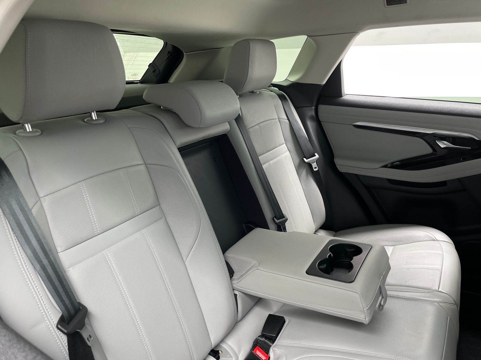 Thumbnail: 2023 Land Rover Range Rover Evoque - 5