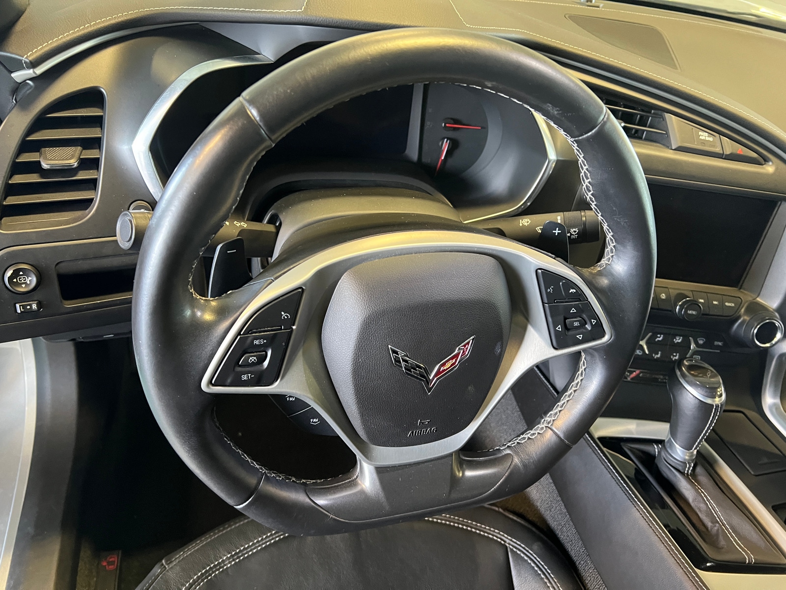 Thumbnail: 2016 Chevrolet Corvette - 3
