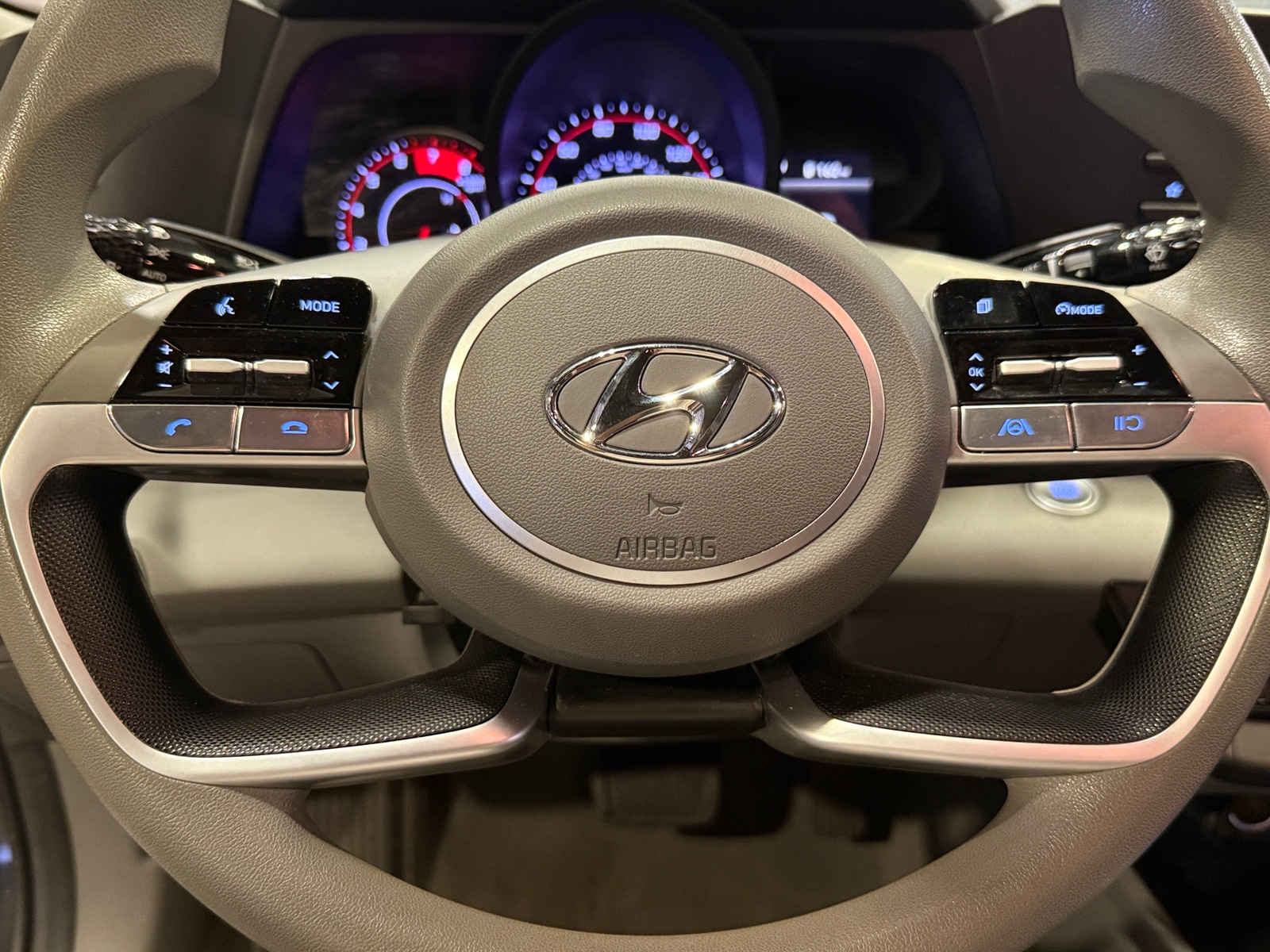 Thumbnail: 2023 Hyundai Elantra - 5
