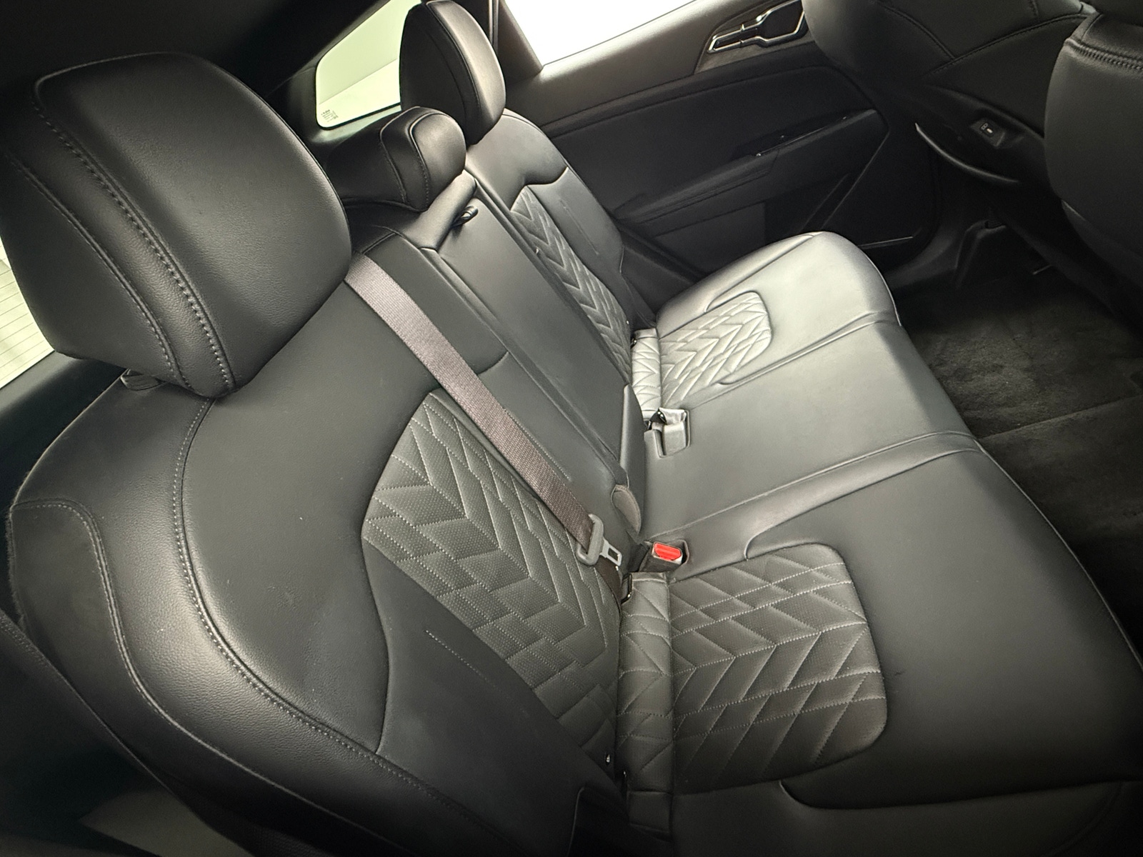 Thumbnail: 2023 Kia Sportage - 5