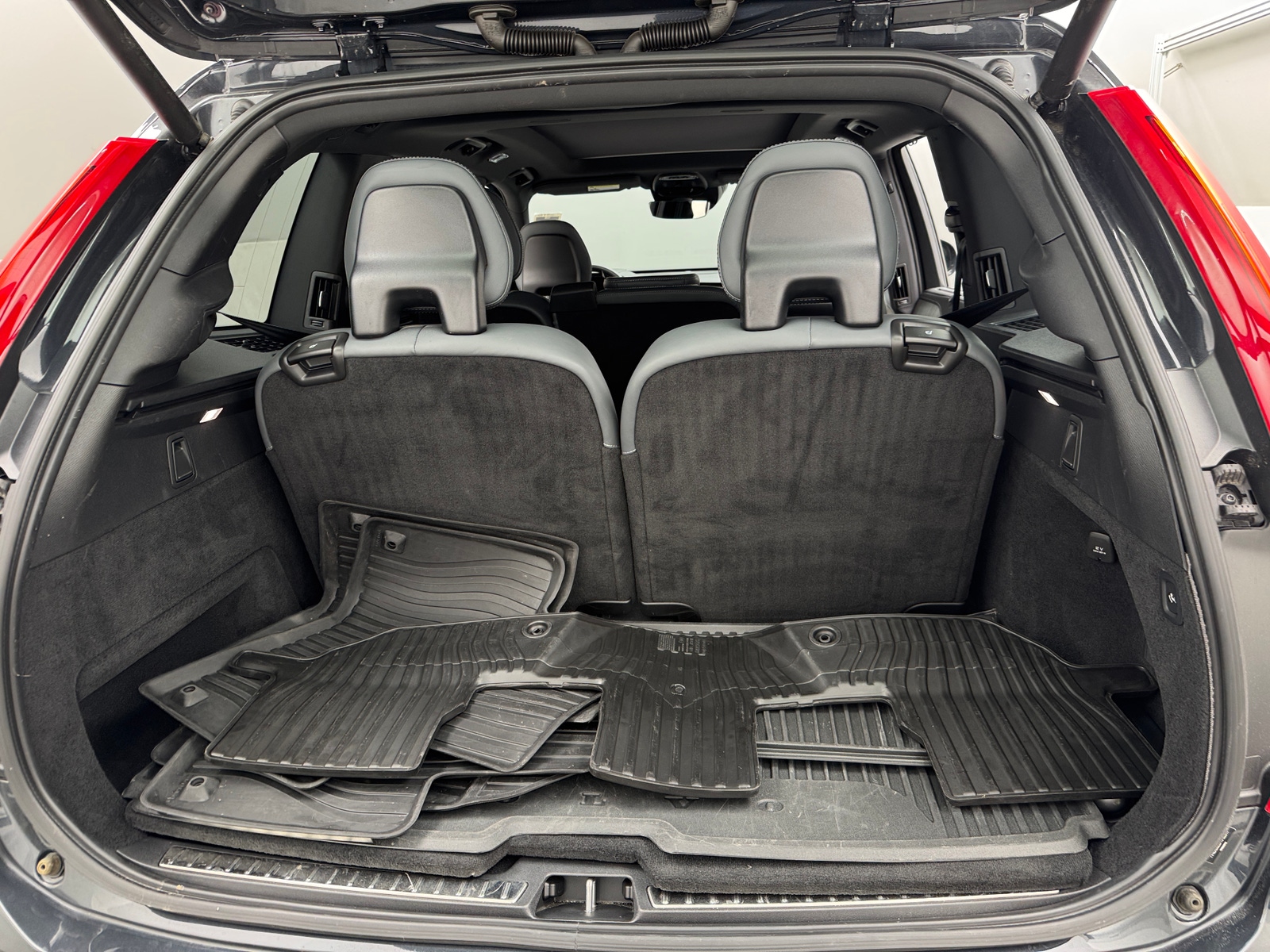 Thumbnail: 2021 Volvo XC90 - 6