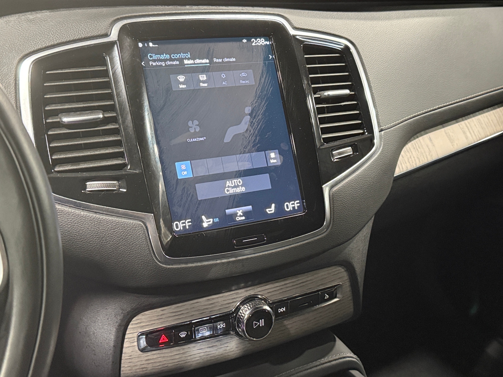 Thumbnail: 2021 Volvo XC90 - 3
