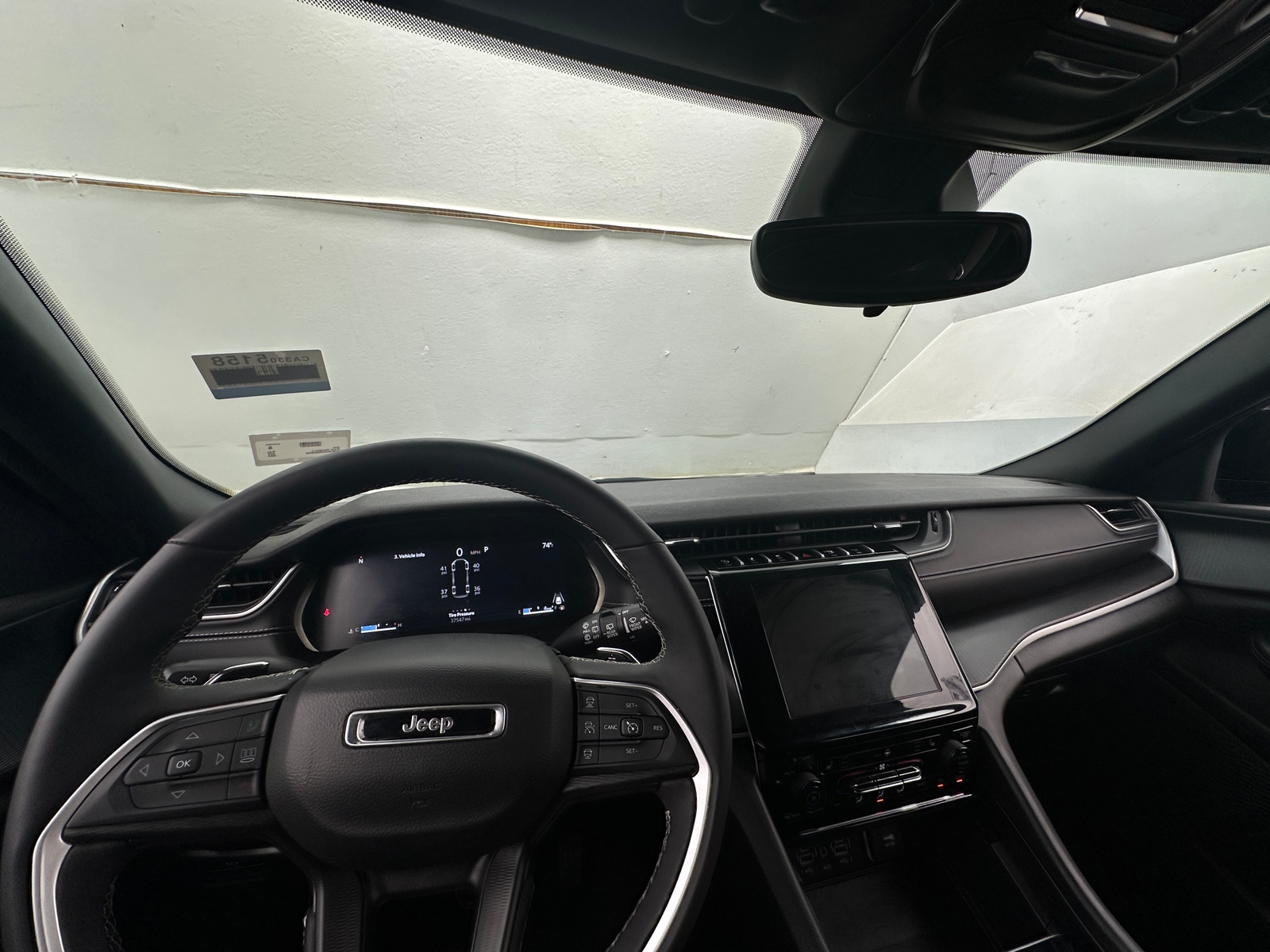 Thumbnail: 2024 Jeep Grand Cherokee L - 2