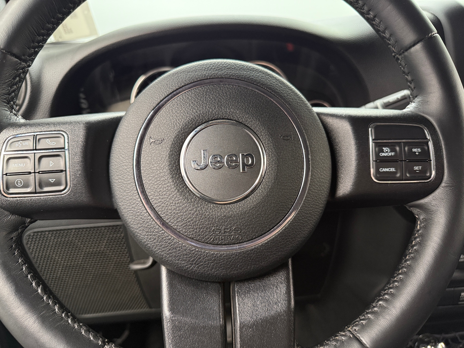 Thumbnail: 2017 Jeep Wrangler - 5