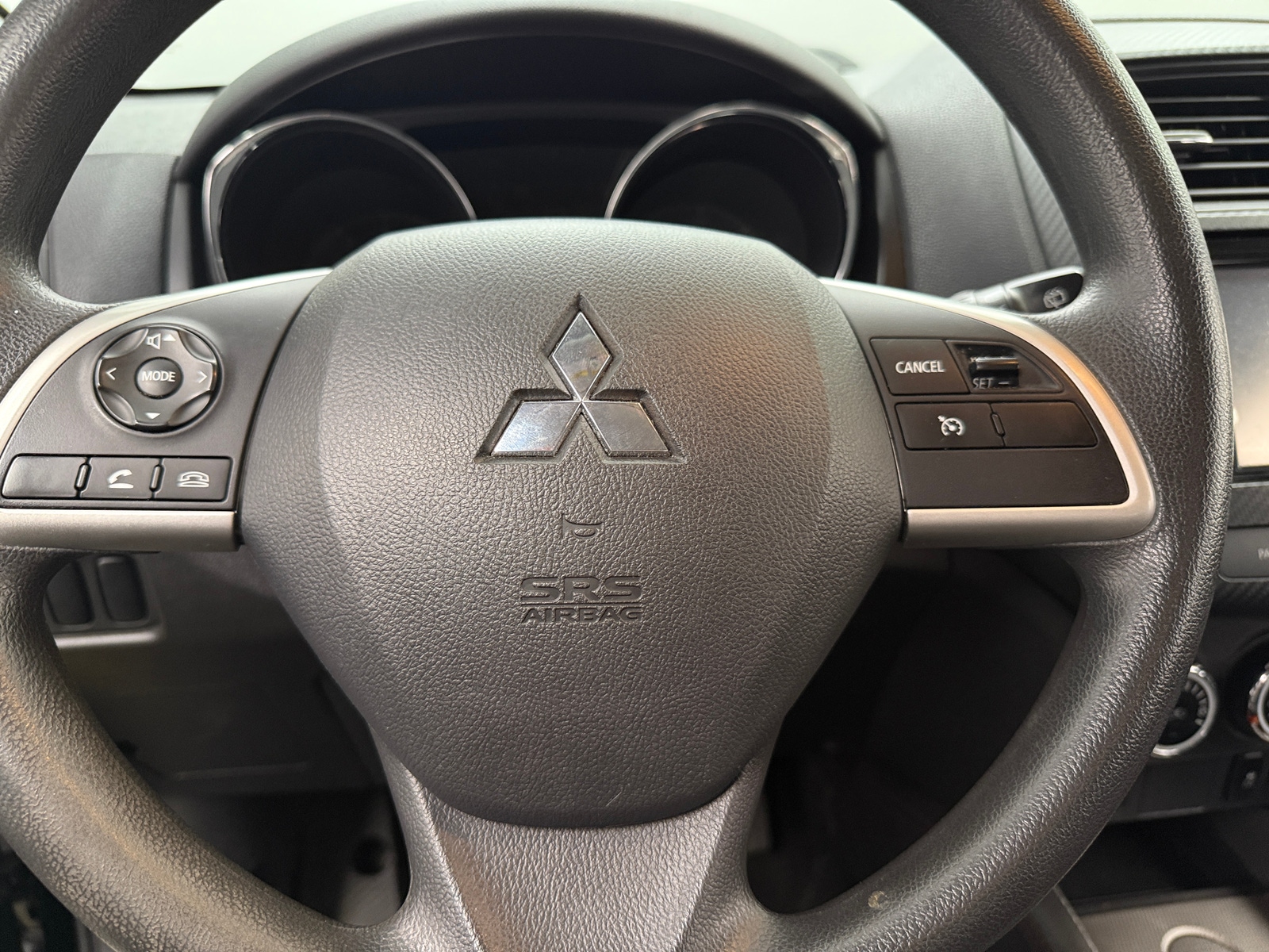 Thumbnail: 2019 Mitsubishi Outlander Sport - 5