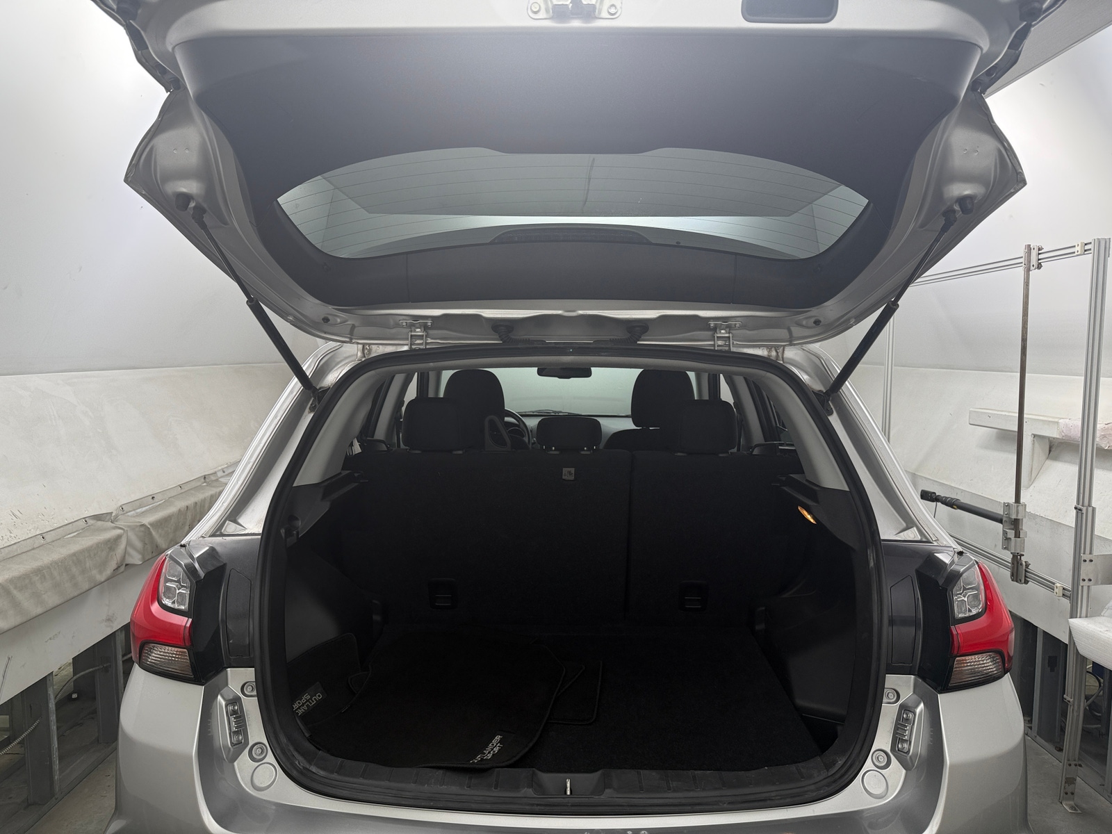 Thumbnail: 2021 Mitsubishi Outlander Sport - 7