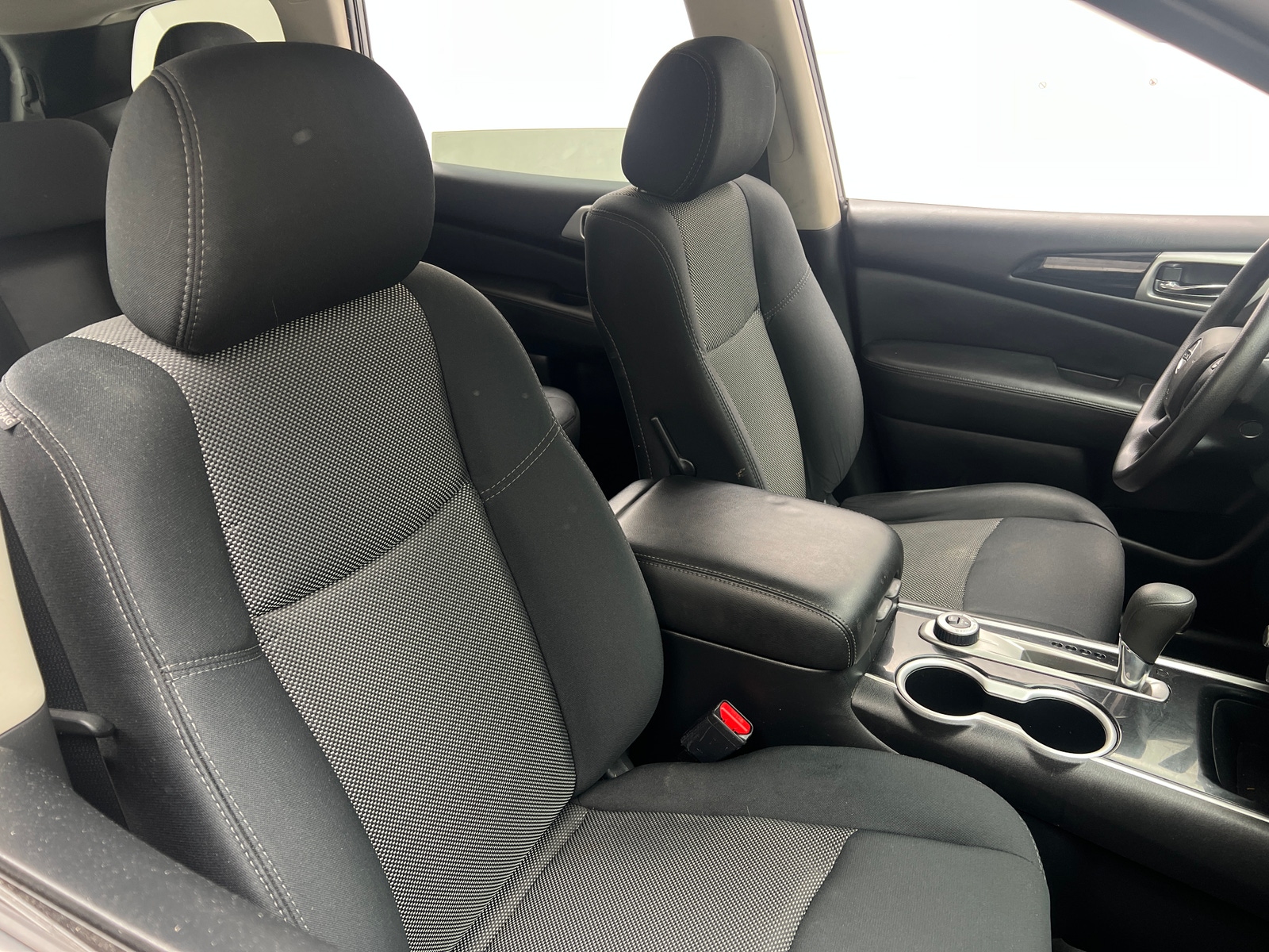 Thumbnail: 2018 Nissan Pathfinder - 2
