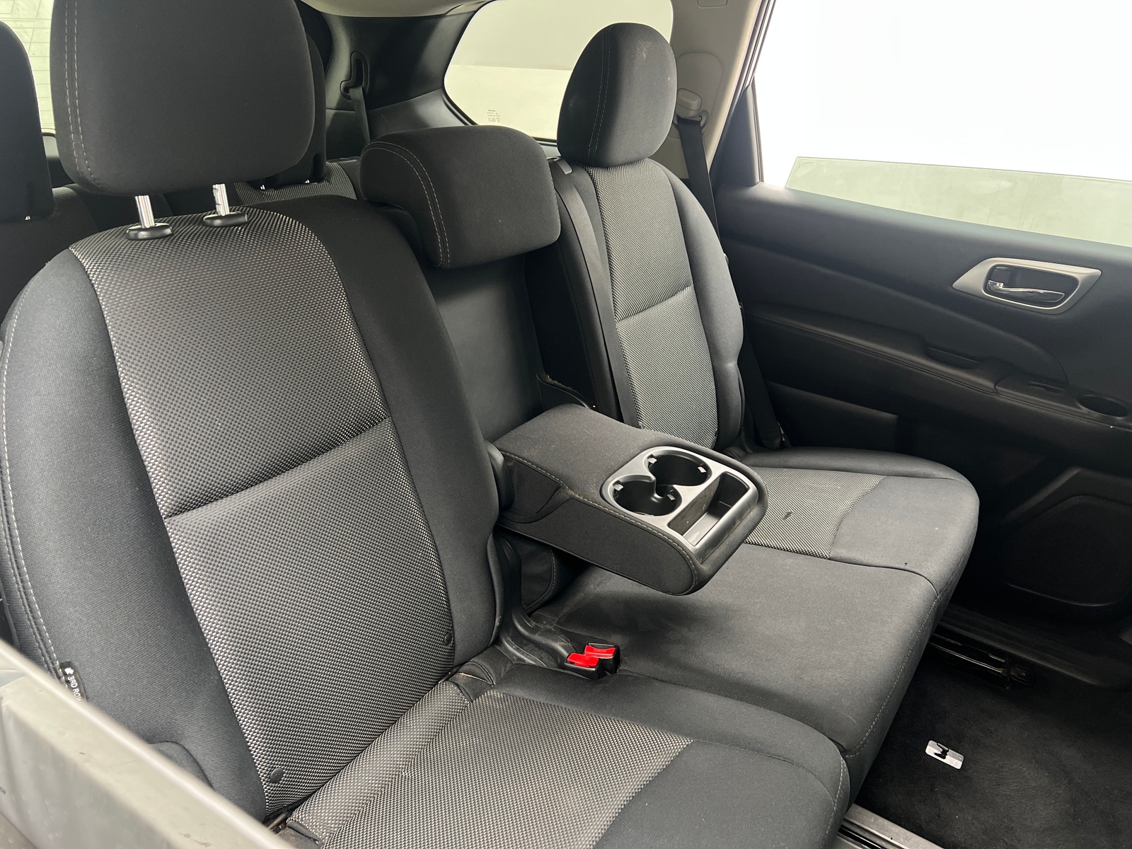 Thumbnail: 2018 Nissan Pathfinder - 6