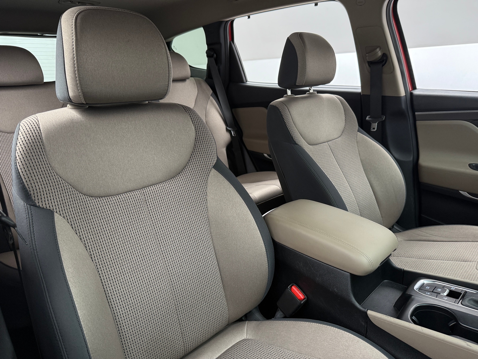 Thumbnail: 2019 Hyundai Santa Fe - 2