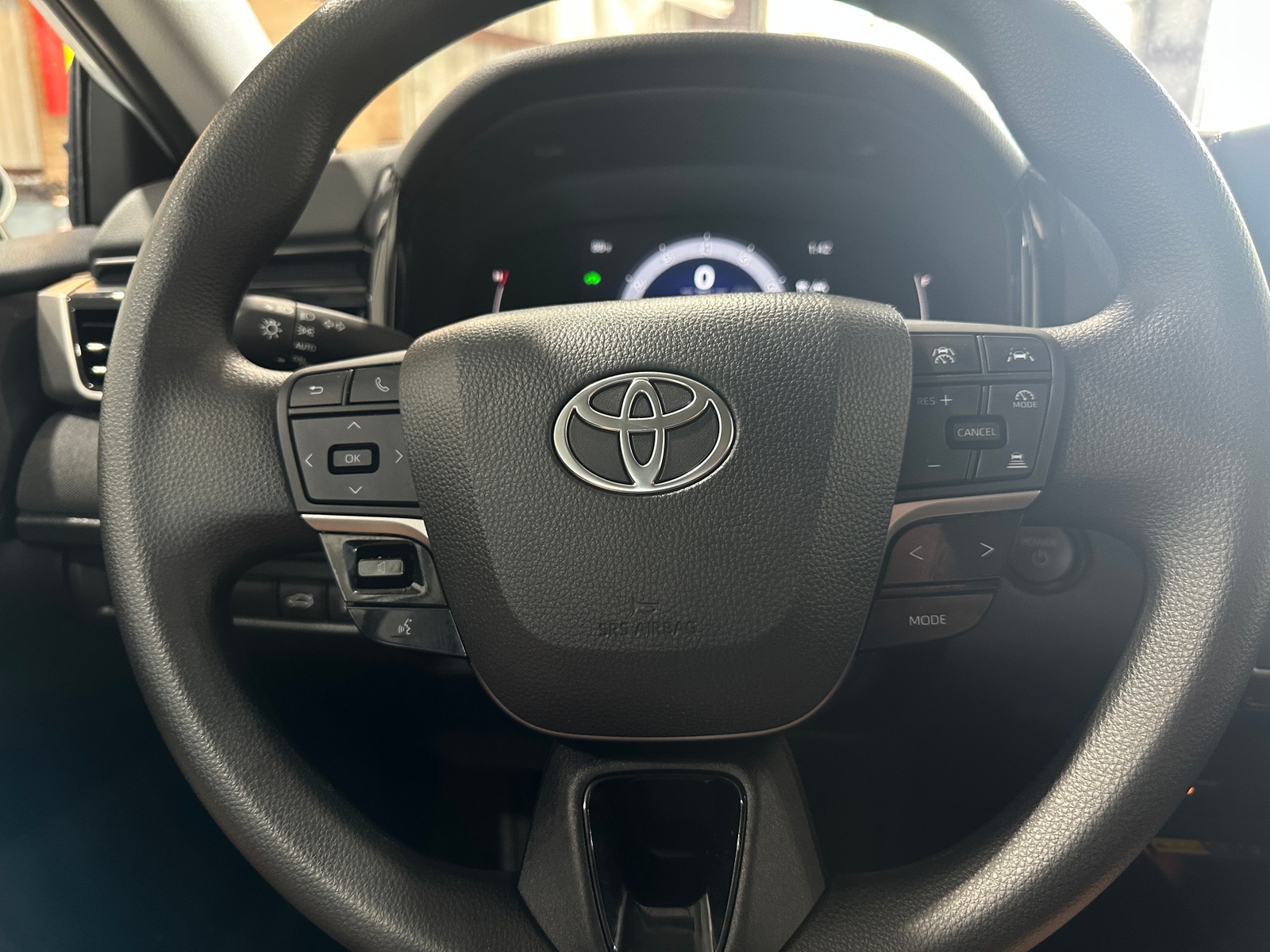 Thumbnail: 2025 Toyota Camry - 5