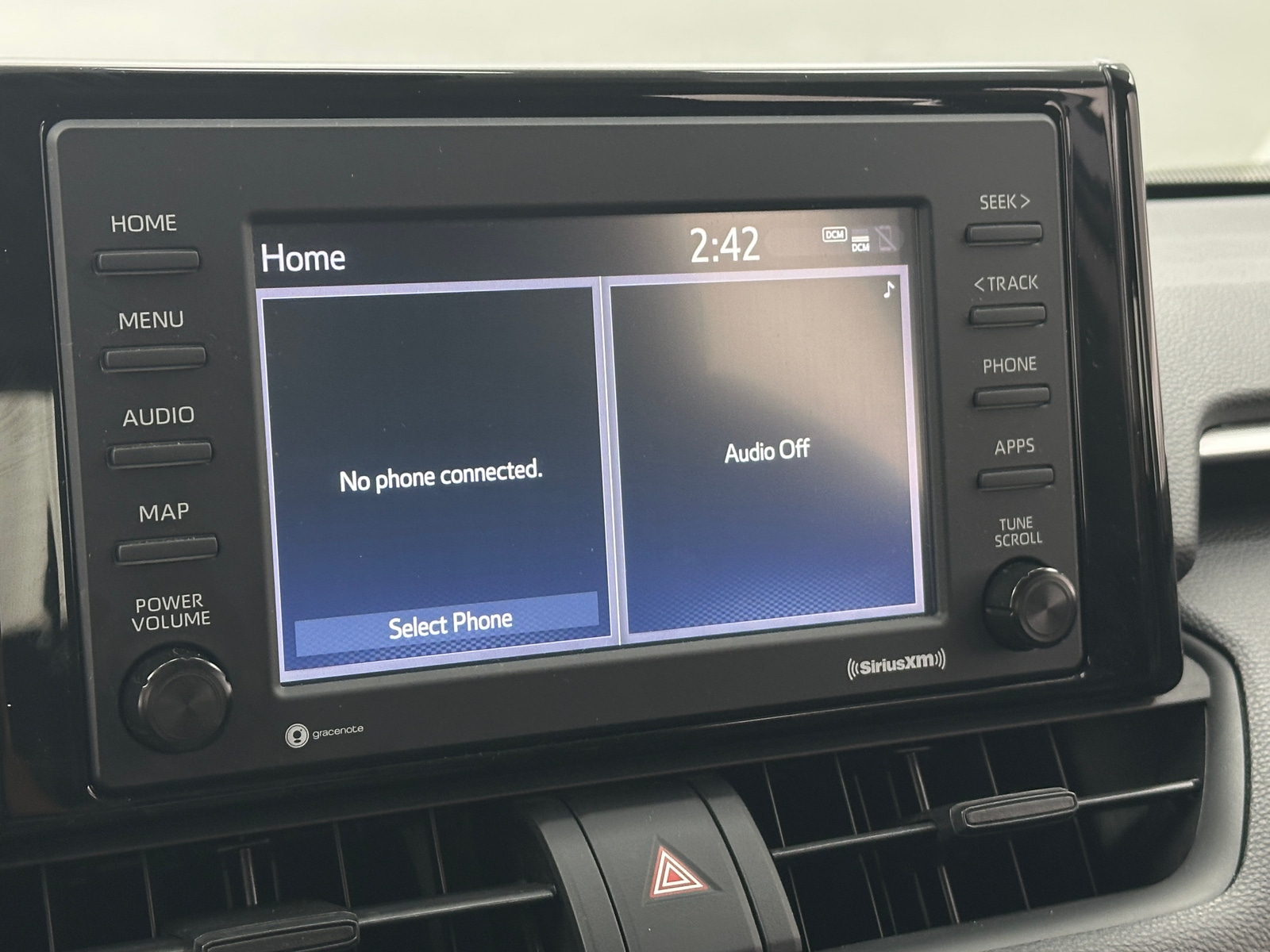 Thumbnail: 2021 Toyota RAV4 - 4