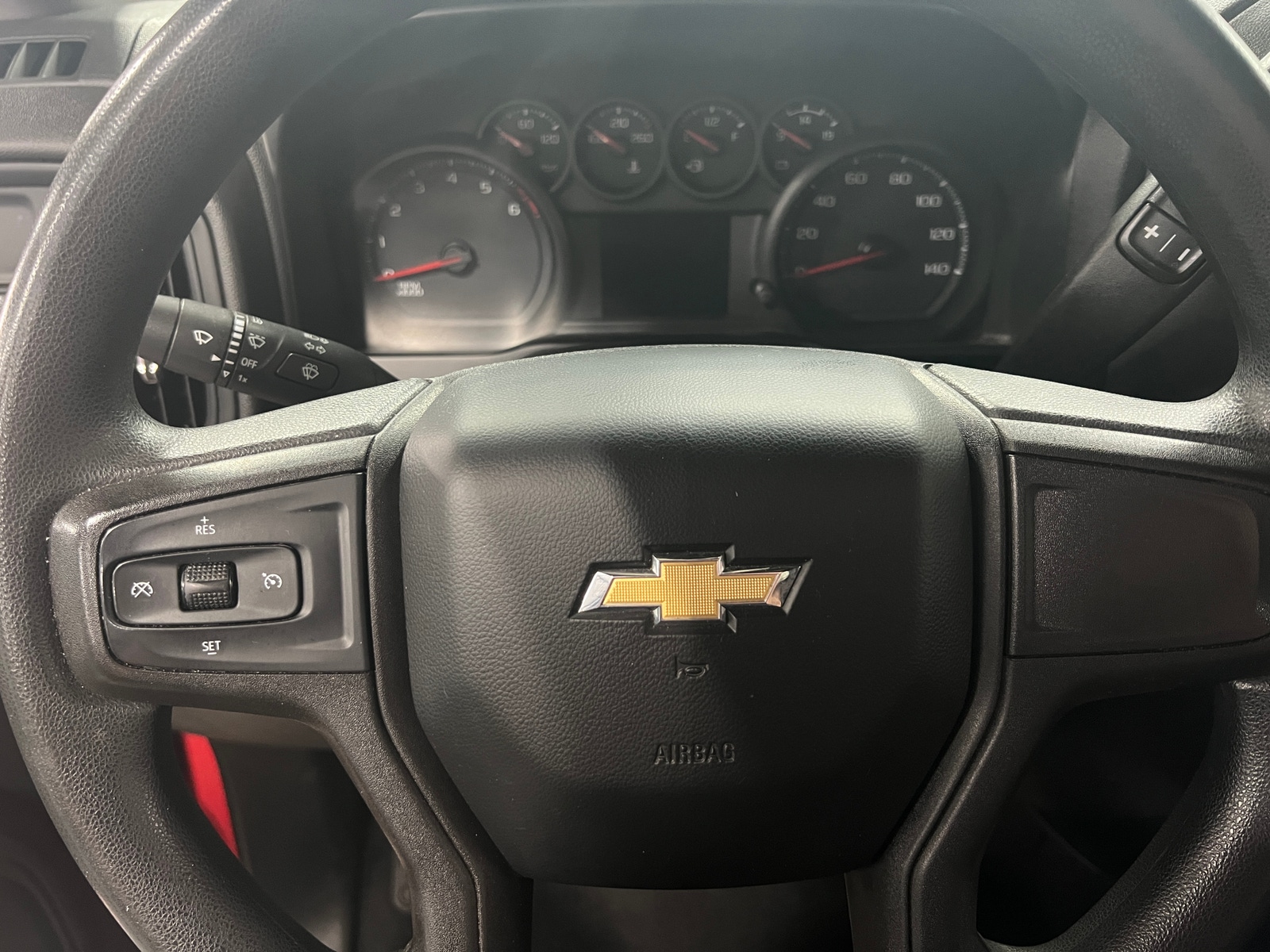 Thumbnail: 2020 Chevrolet Silverado 1500 - 5