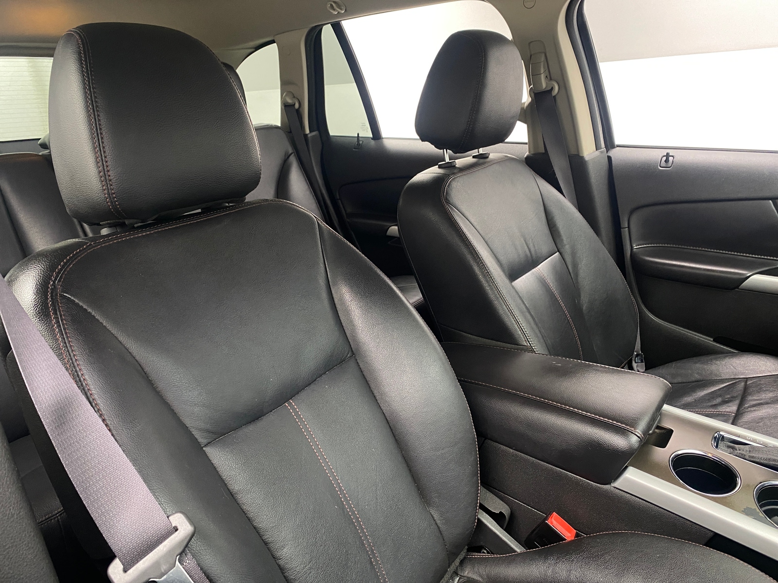 Thumbnail: 2014 Ford Edge - 2
