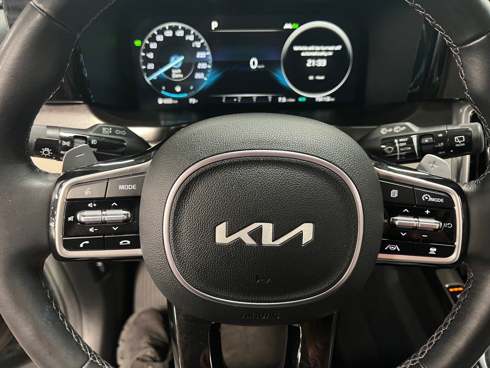 Thumbnail: 2023 Kia Sorento - 4