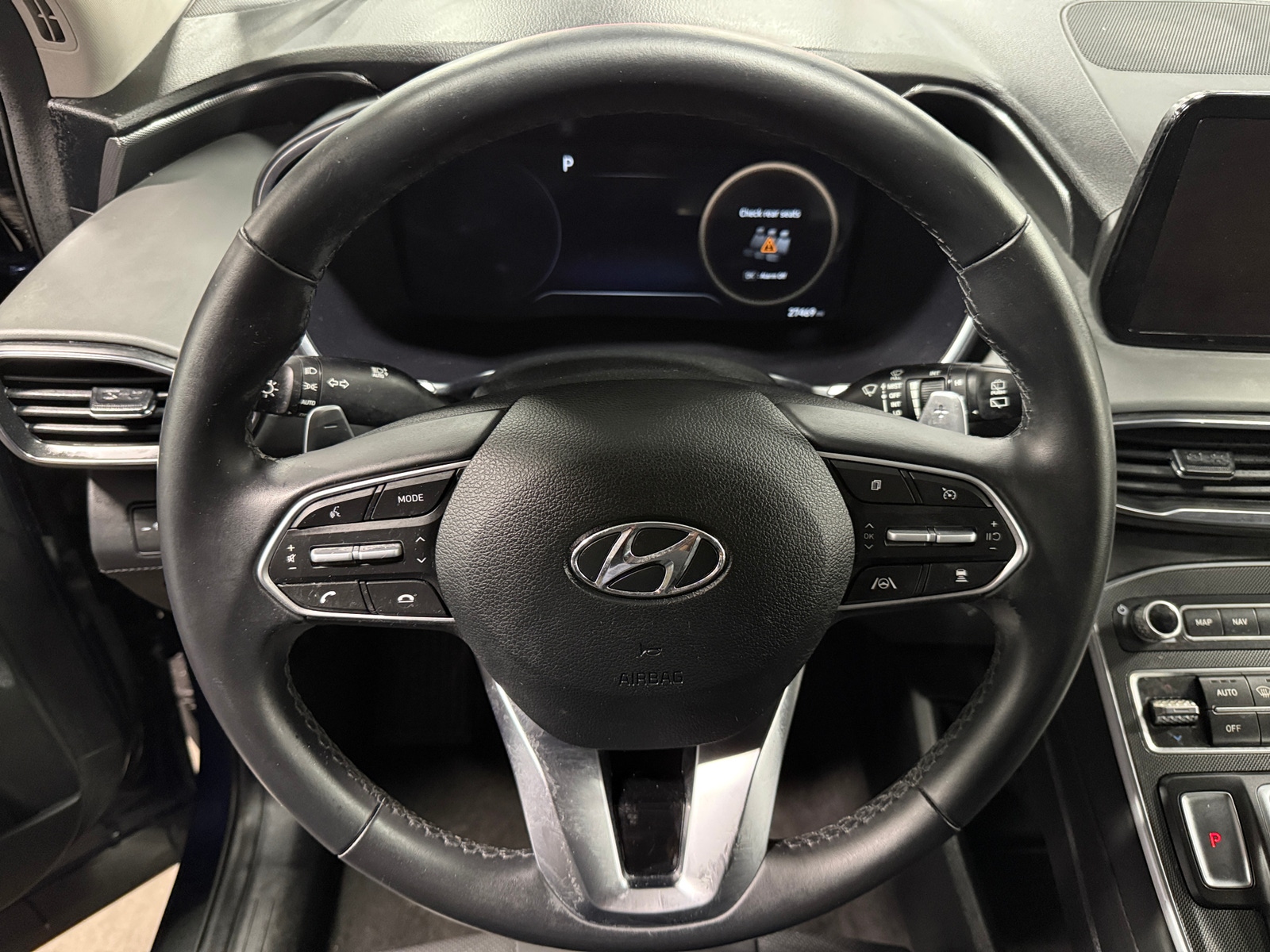 Thumbnail: 2022 Hyundai Santa Fe - 4