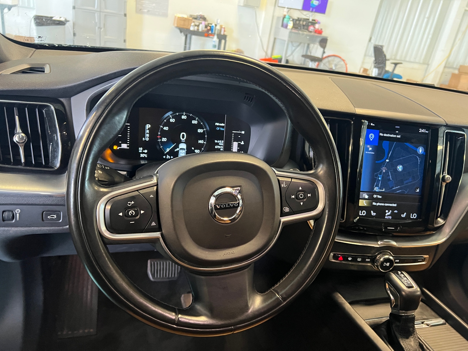 Thumbnail: 2018 Volvo XC60 - 4
