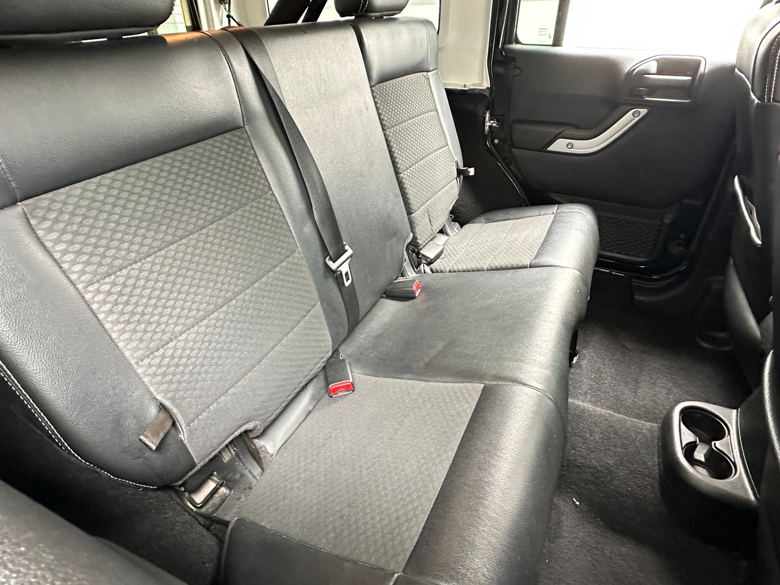 Thumbnail: 2012 Jeep Wrangler - 6