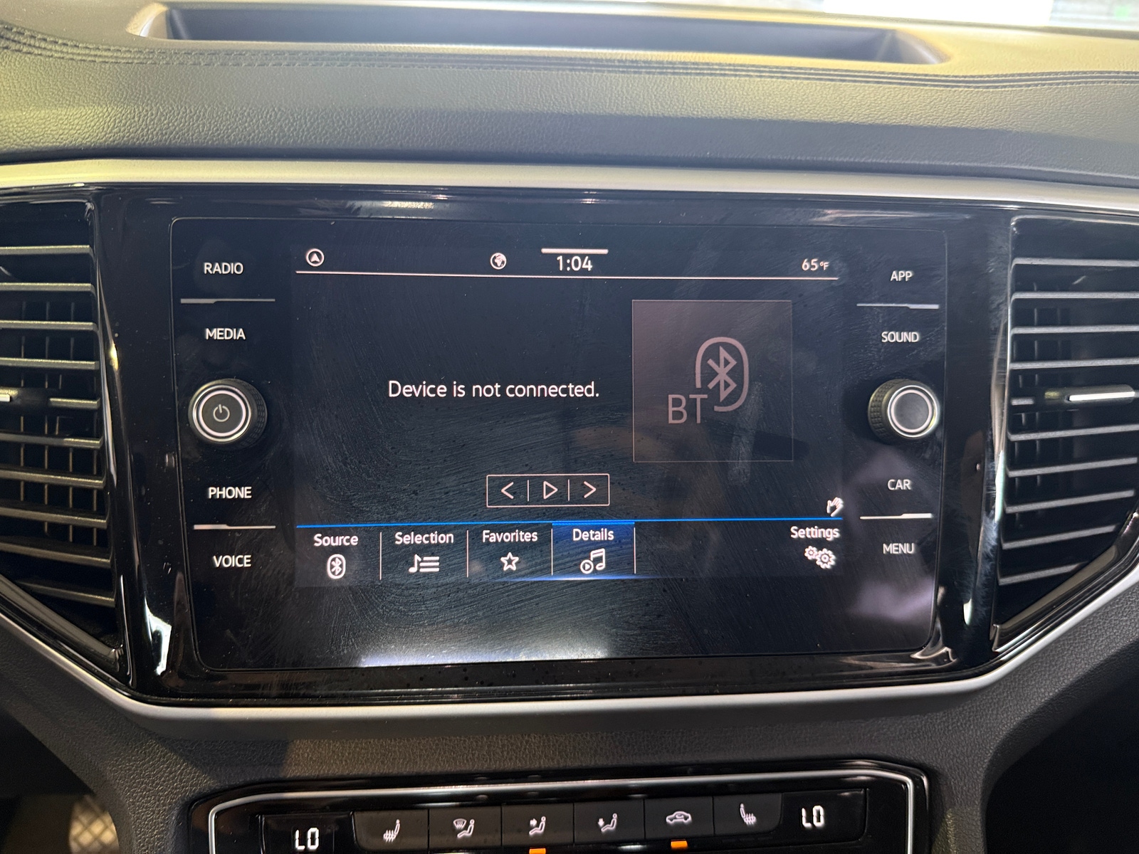 Thumbnail: 2023 Volkswagen Atlas - 3