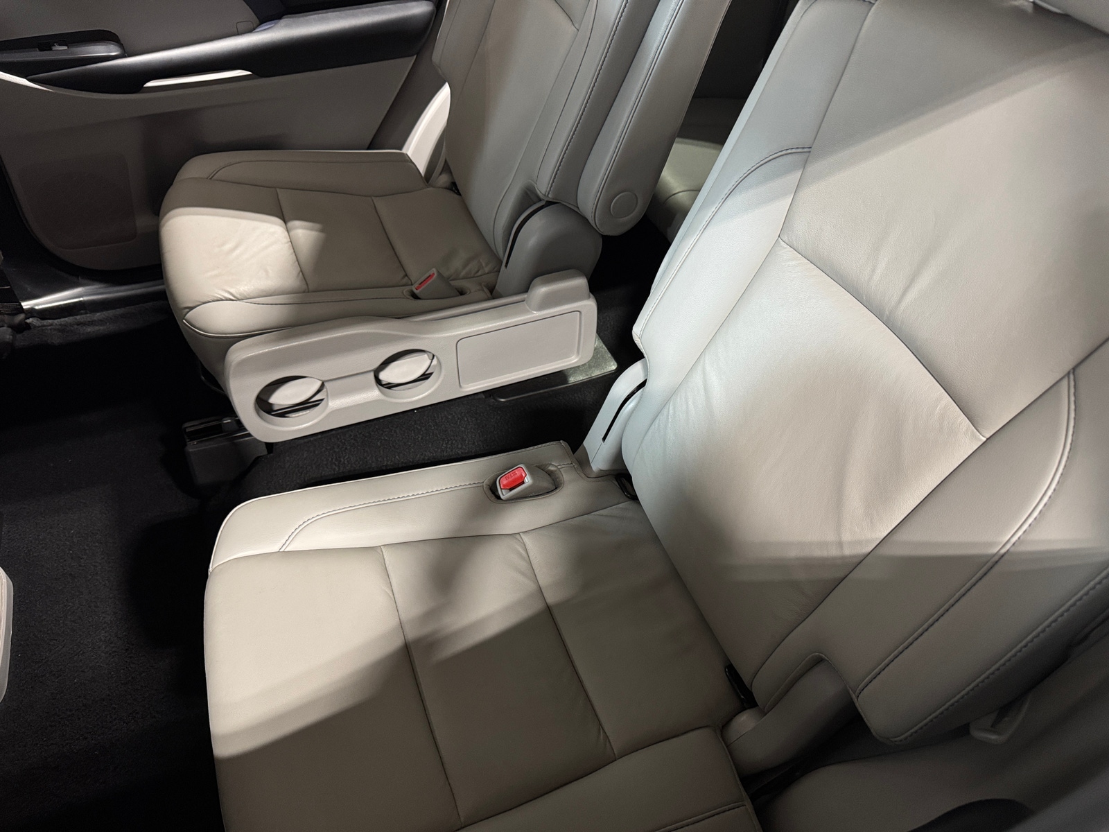 Thumbnail: 2019 Toyota Highlander - 5
