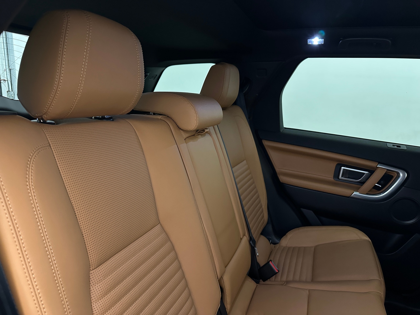 Thumbnail: 2019 Land Rover Discovery Sport - 5