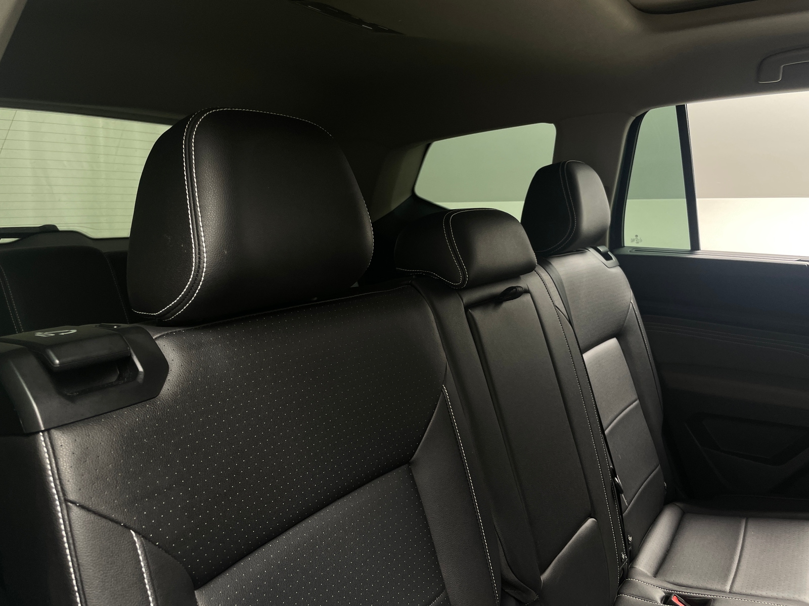 Thumbnail: 2023 Volkswagen Atlas - 5