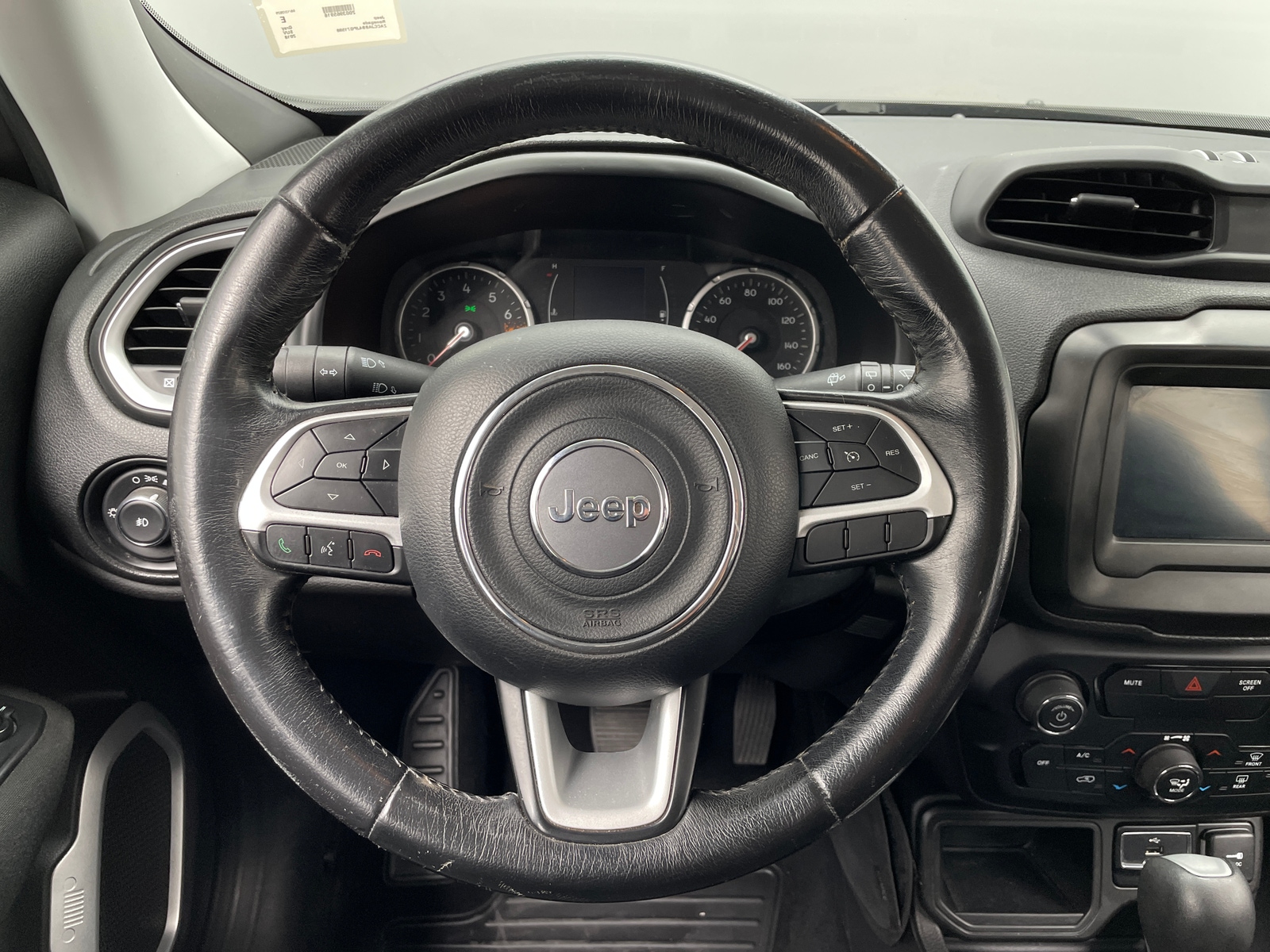 Thumbnail: 2018 Jeep Renegade - 5
