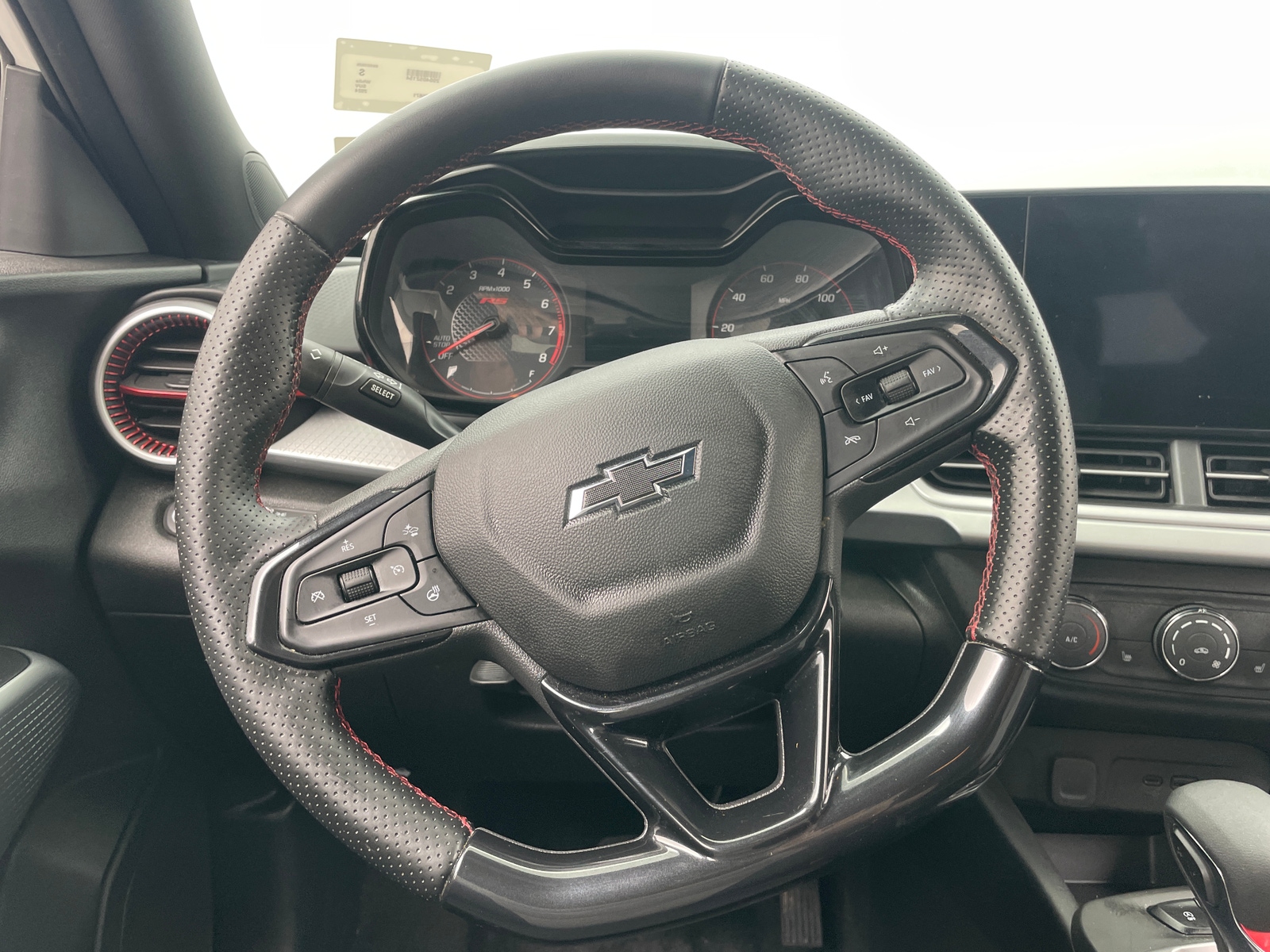 Thumbnail: 2024 Chevrolet Trax - 5