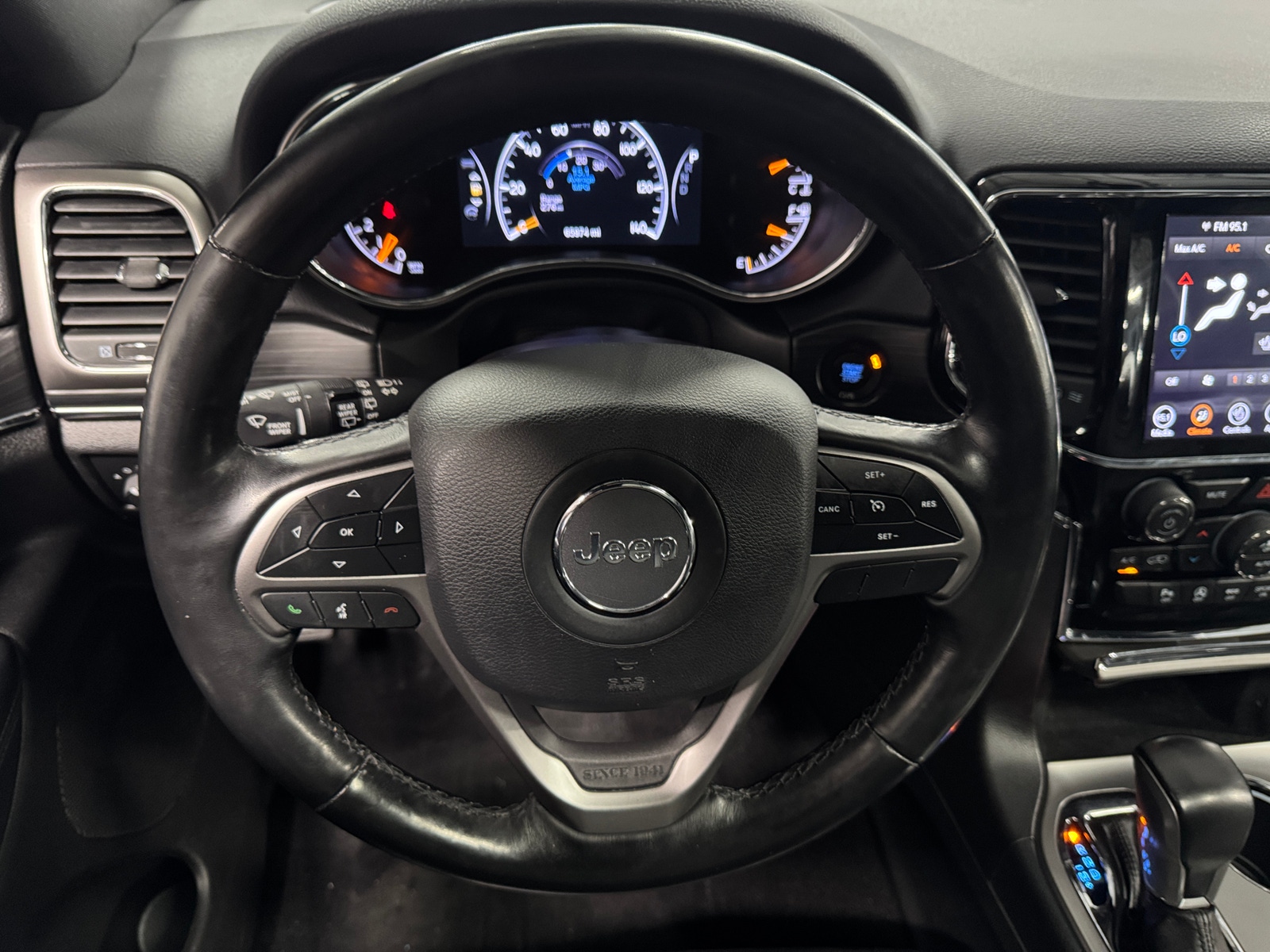 Thumbnail: 2020 Jeep Grand Cherokee - 4