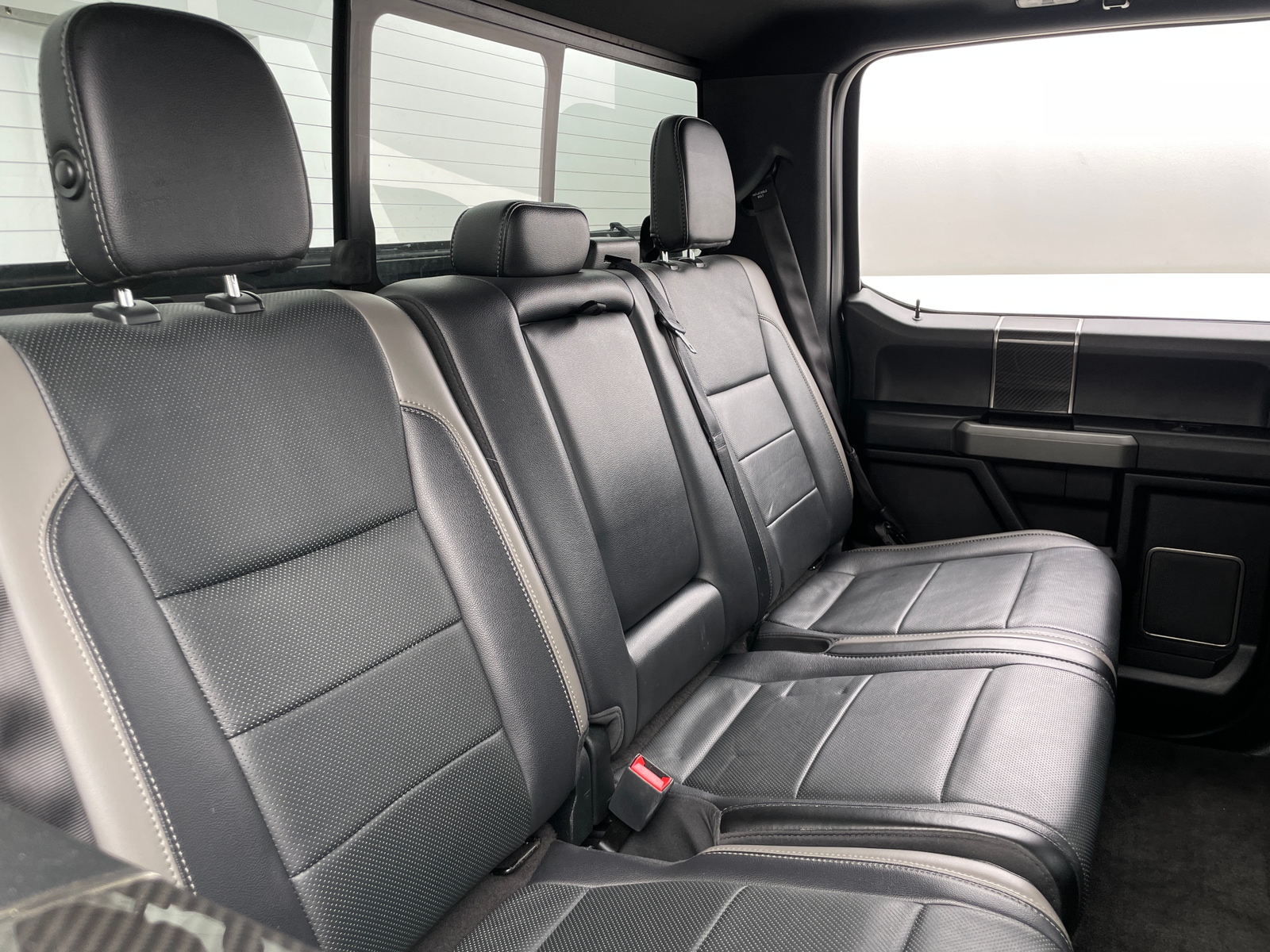 Thumbnail: 2018 Ford Econoline - 5