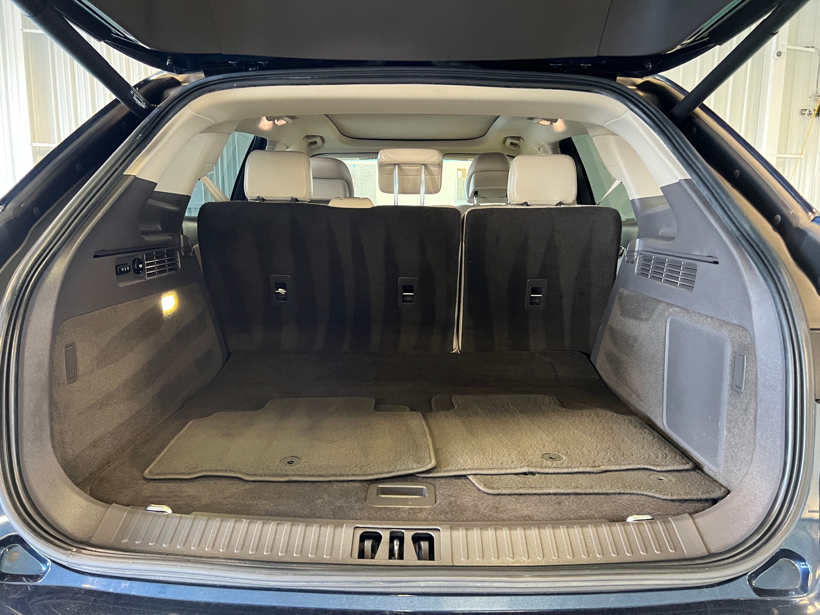 Thumbnail: 2017 Lincoln MKX - 6