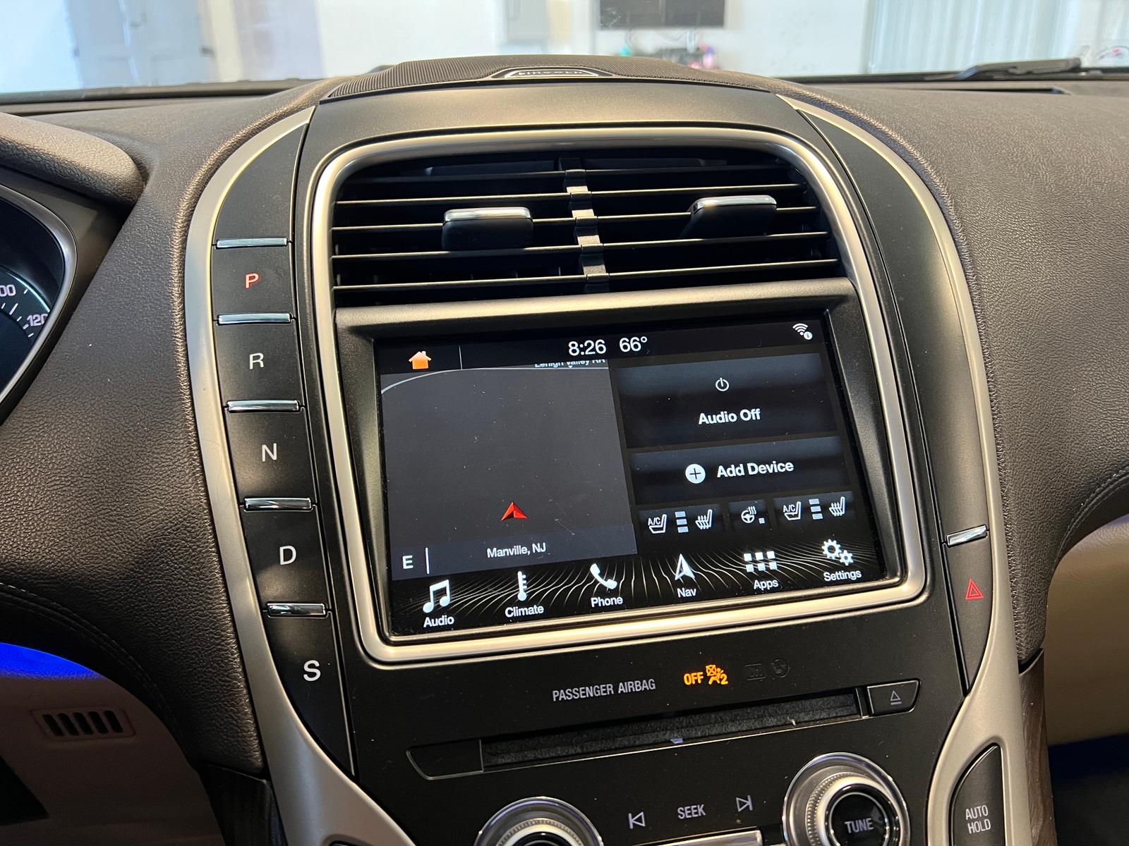 Thumbnail: 2017 Lincoln MKX - 3