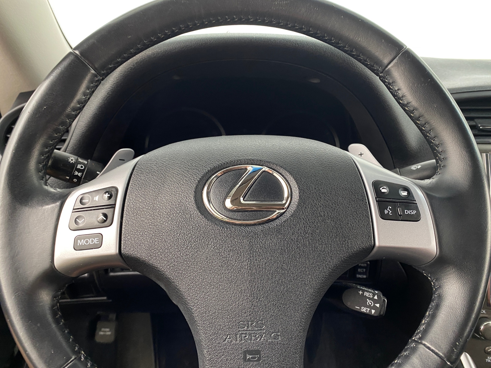 Thumbnail: 2011 Lexus IS - 3
