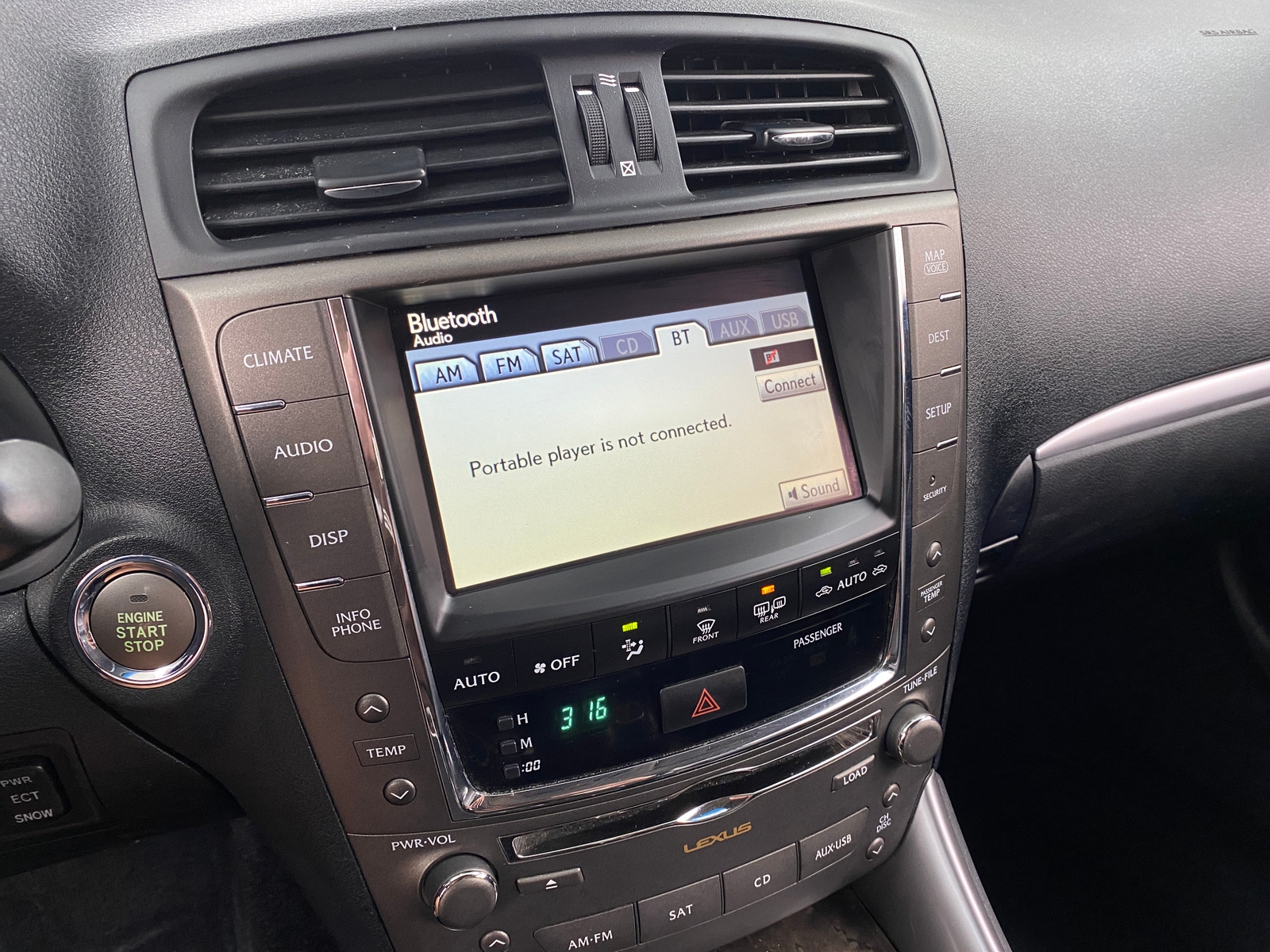 Thumbnail: 2011 Lexus IS - 2