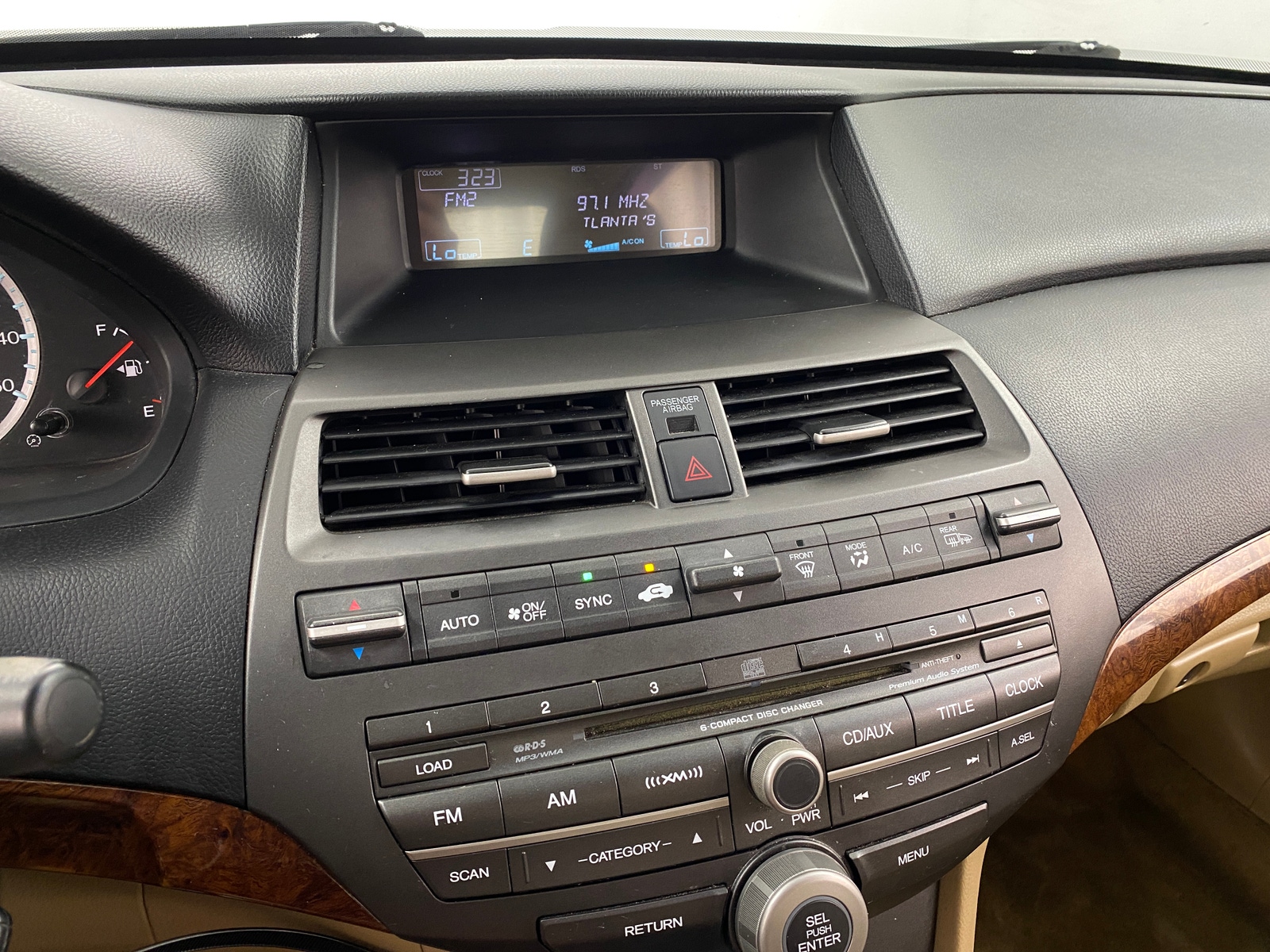 Thumbnail: 2011 Honda Accord - 3
