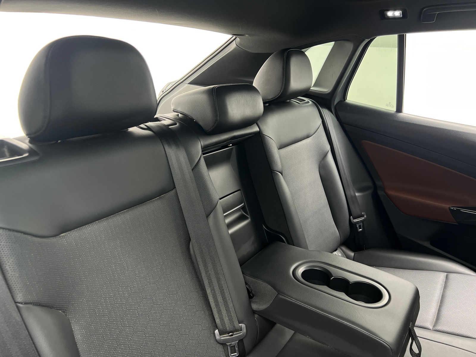 Thumbnail: 2021 Volkswagen ID.4 - 5