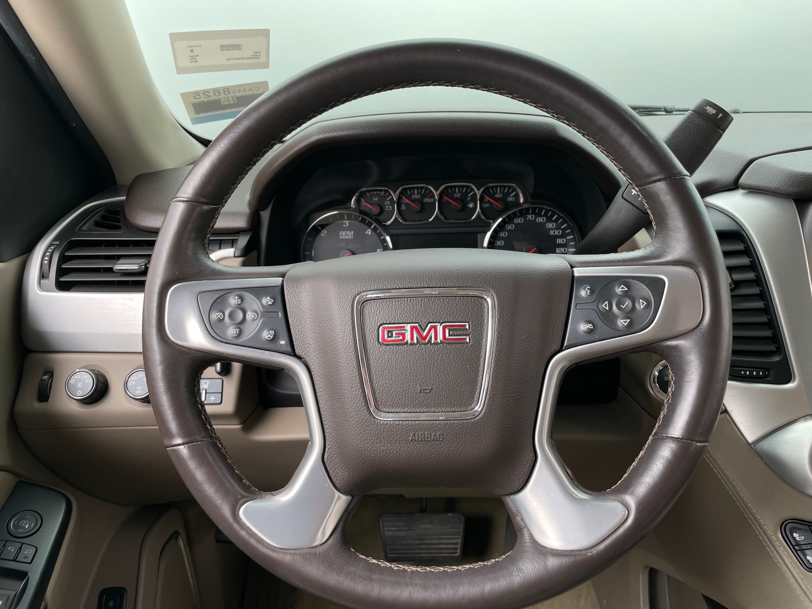 Thumbnail: 2015 GMC Yukon - 4