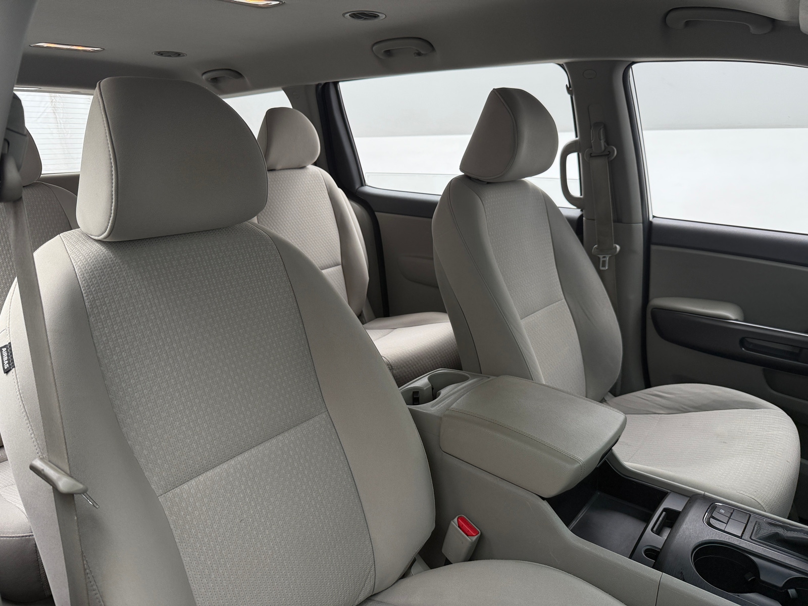 Thumbnail: 2016 Kia Sedona - 2
